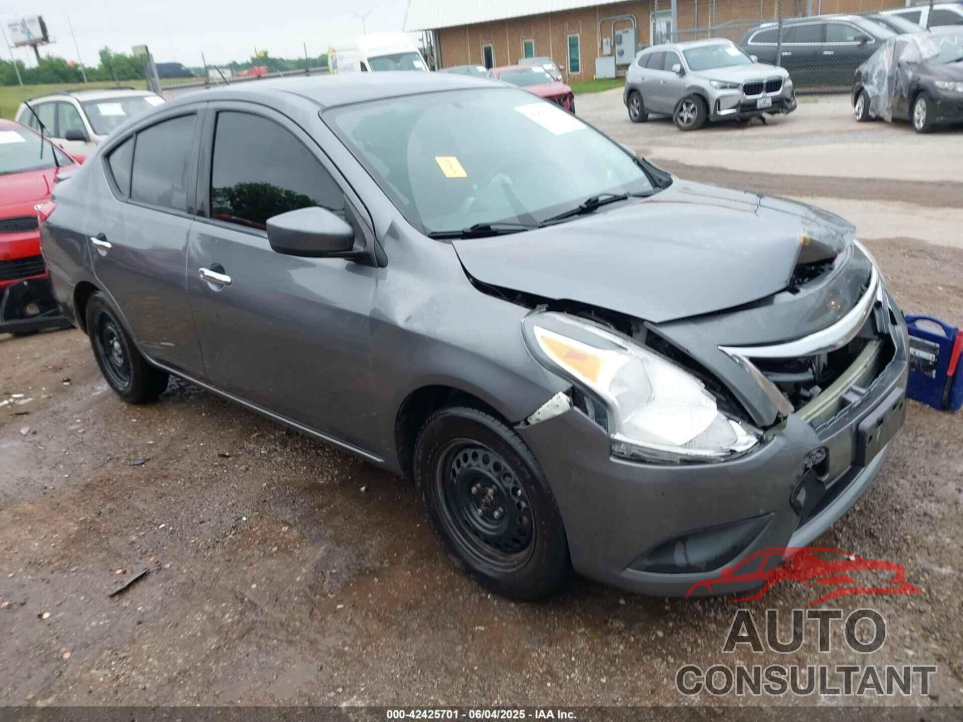 NISSAN VERSA 2019 - 3N1CN7AP0KL845054