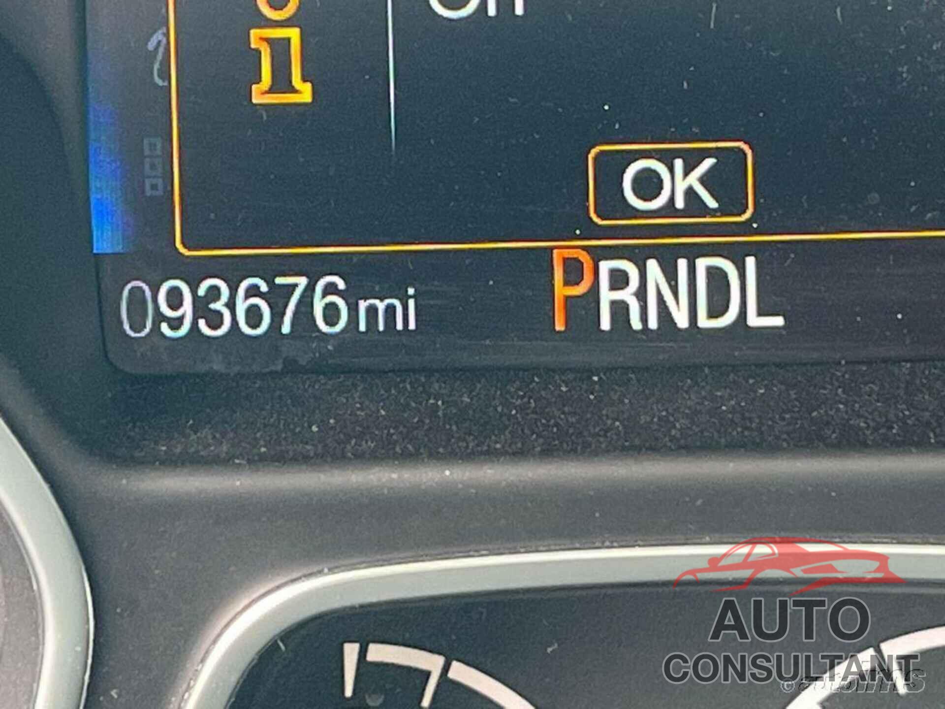 FORD FOCUS 2018 - 1FADP3F28JL237414