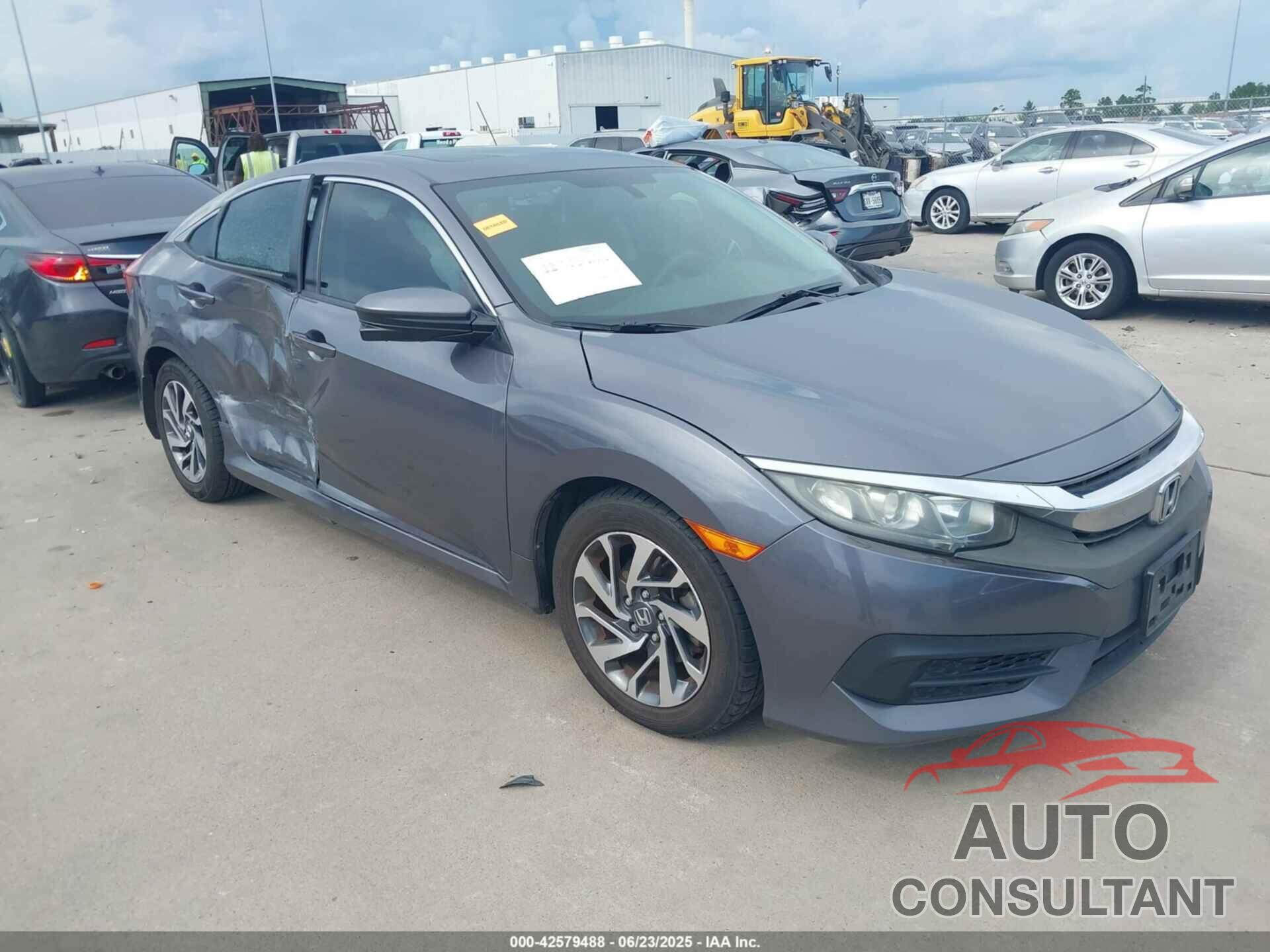 HONDA CIVIC 2018 - 19XFC2F70JE033672