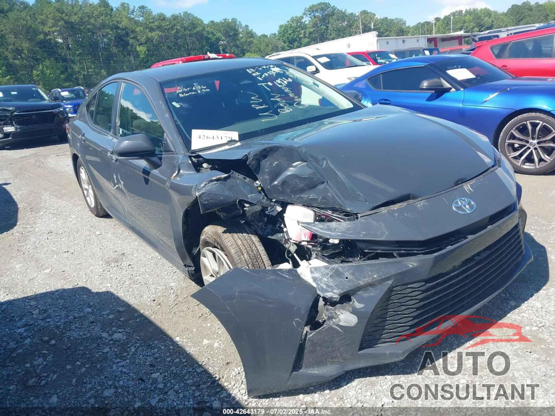 TOYOTA CAMRY 2025 - 4T1DAACK5SU593878