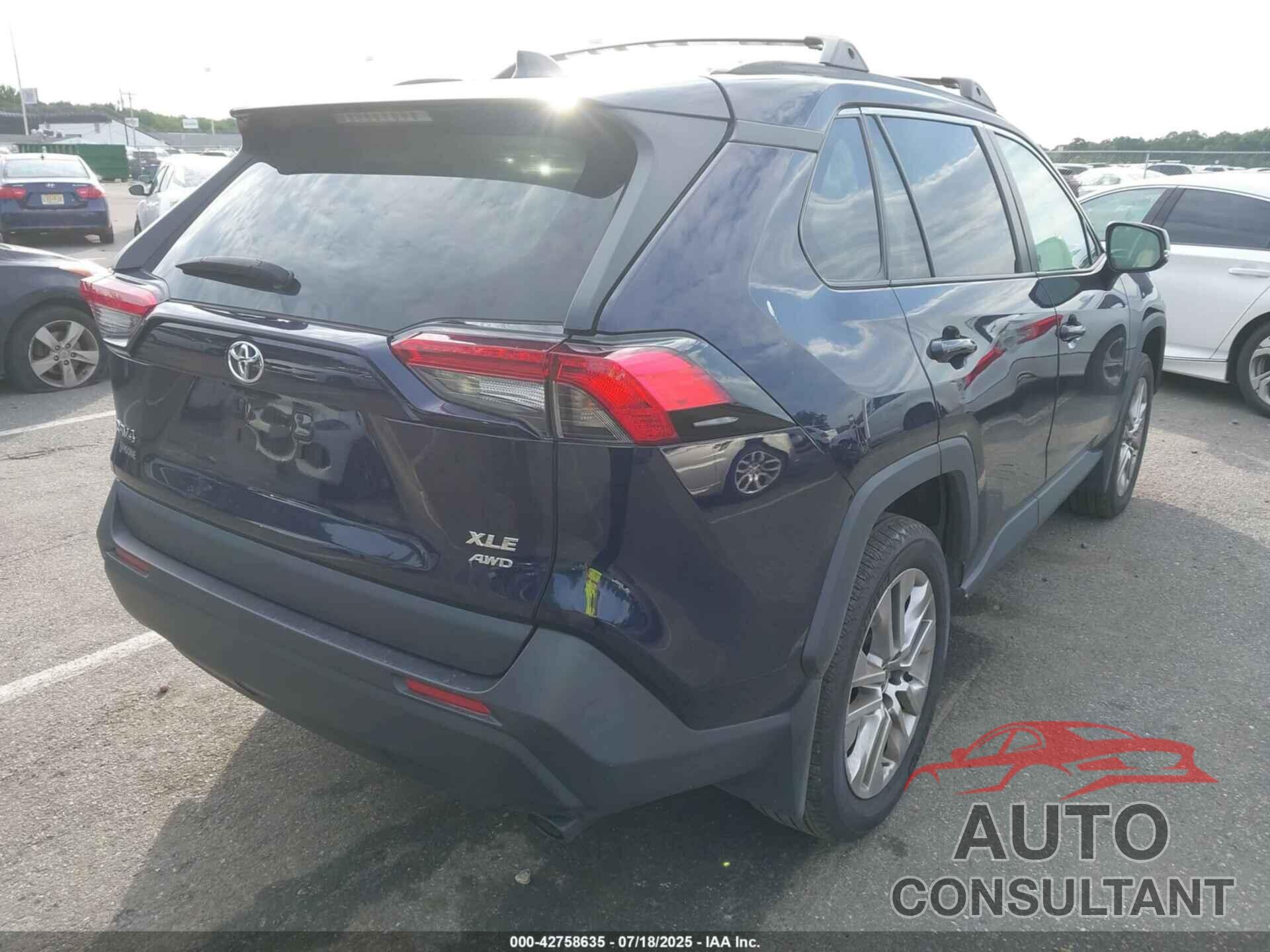 TOYOTA RAV4 2023 - 2T3A1RFVXPW395772