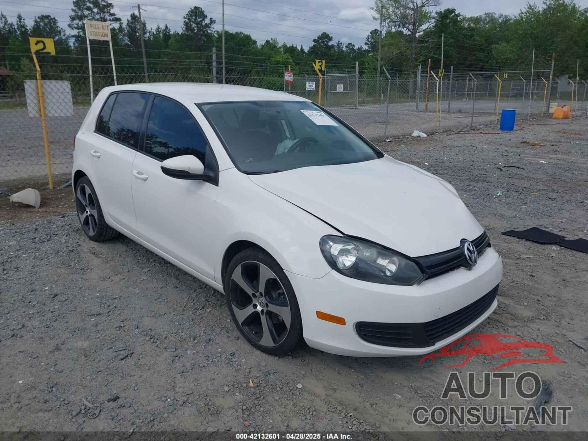 VOLKSWAGEN GOLF 2013 - WVWDB7AJ0DW128849