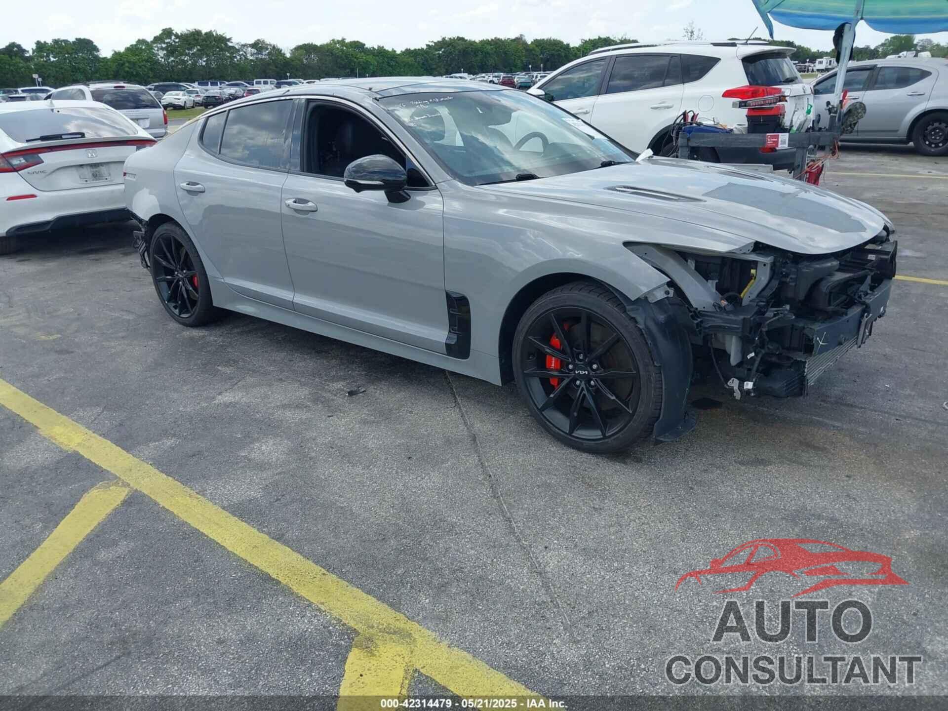 KIA STINGER 2023 - KNAE55LC9P6126081