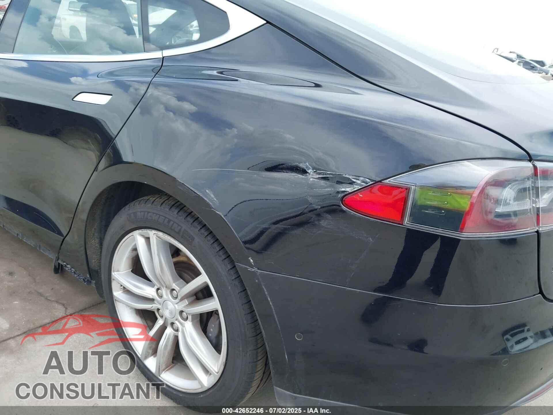 TESLA MODEL S 2015 - 5YJSA1S29FF087644