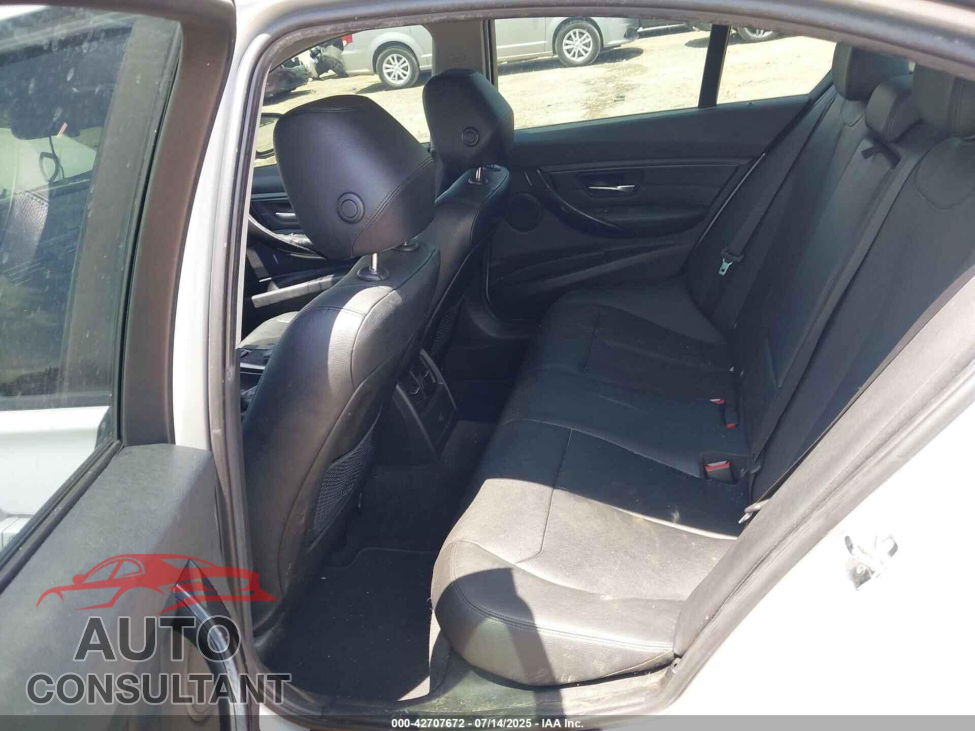 BMW 328I 2012 - WBA3C1C54CF431649