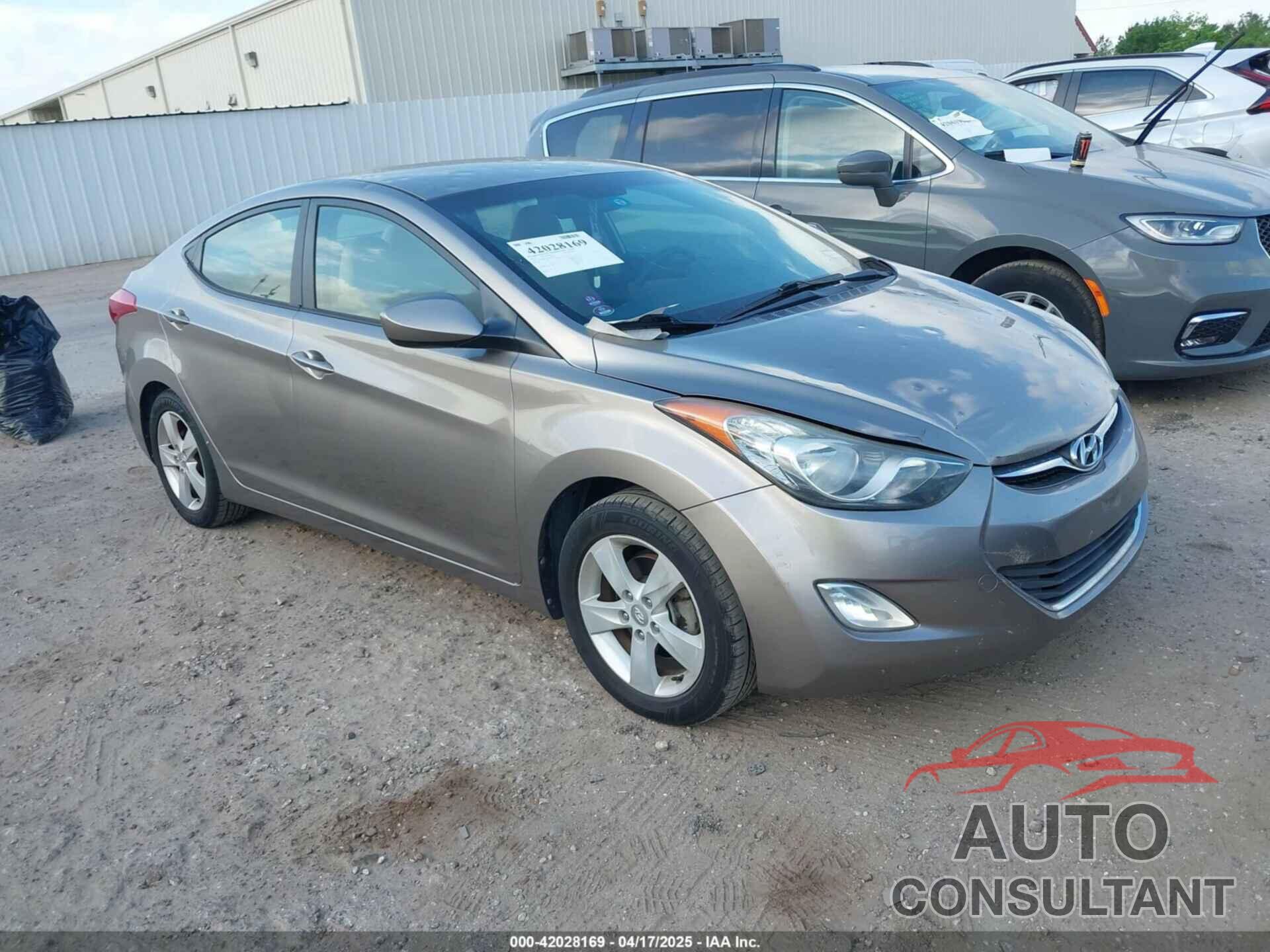 HYUNDAI ELANTRA 2013 - 5NPDH4AE3DH151855