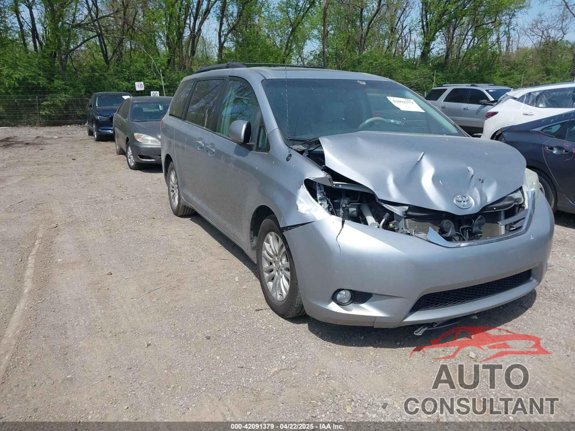 TOYOTA SIENNA 2014 - 5TDYK3DC9ES413283