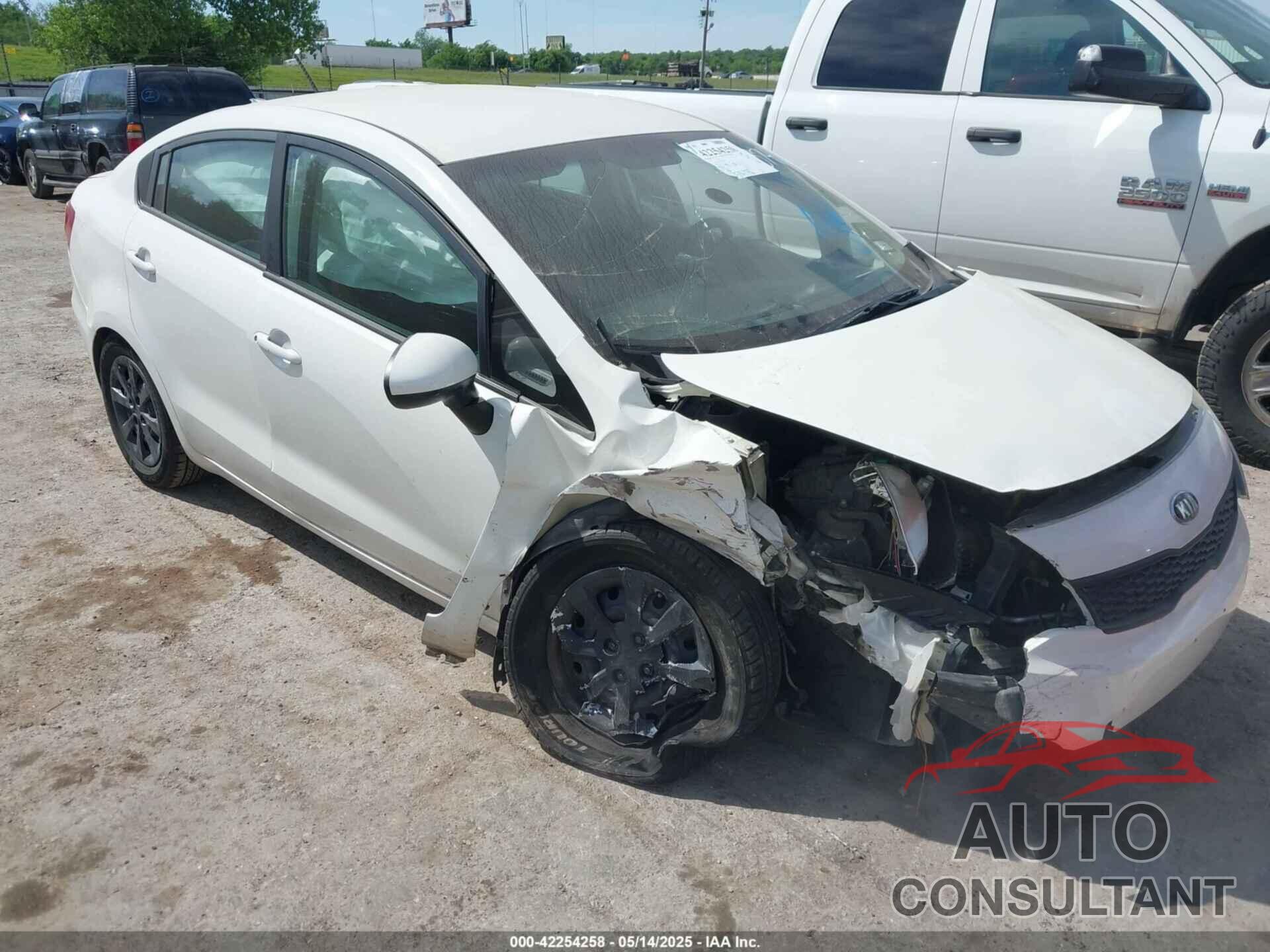 KIA RIO 2017 - KNADM4A39H6050374