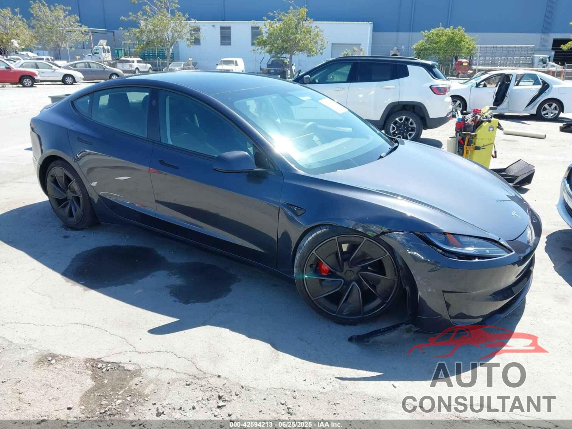 TESLA MODEL 3 2024 - 5YJ3E1ET1RF835966