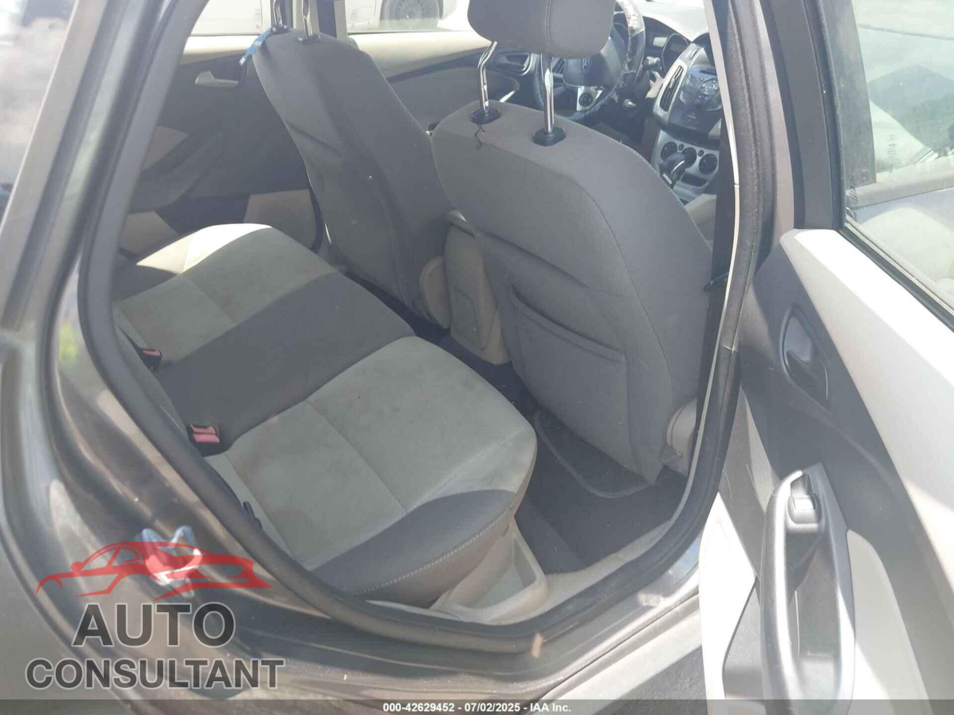 FORD FOCUS 2012 - 1FAHP3K25CL365670
