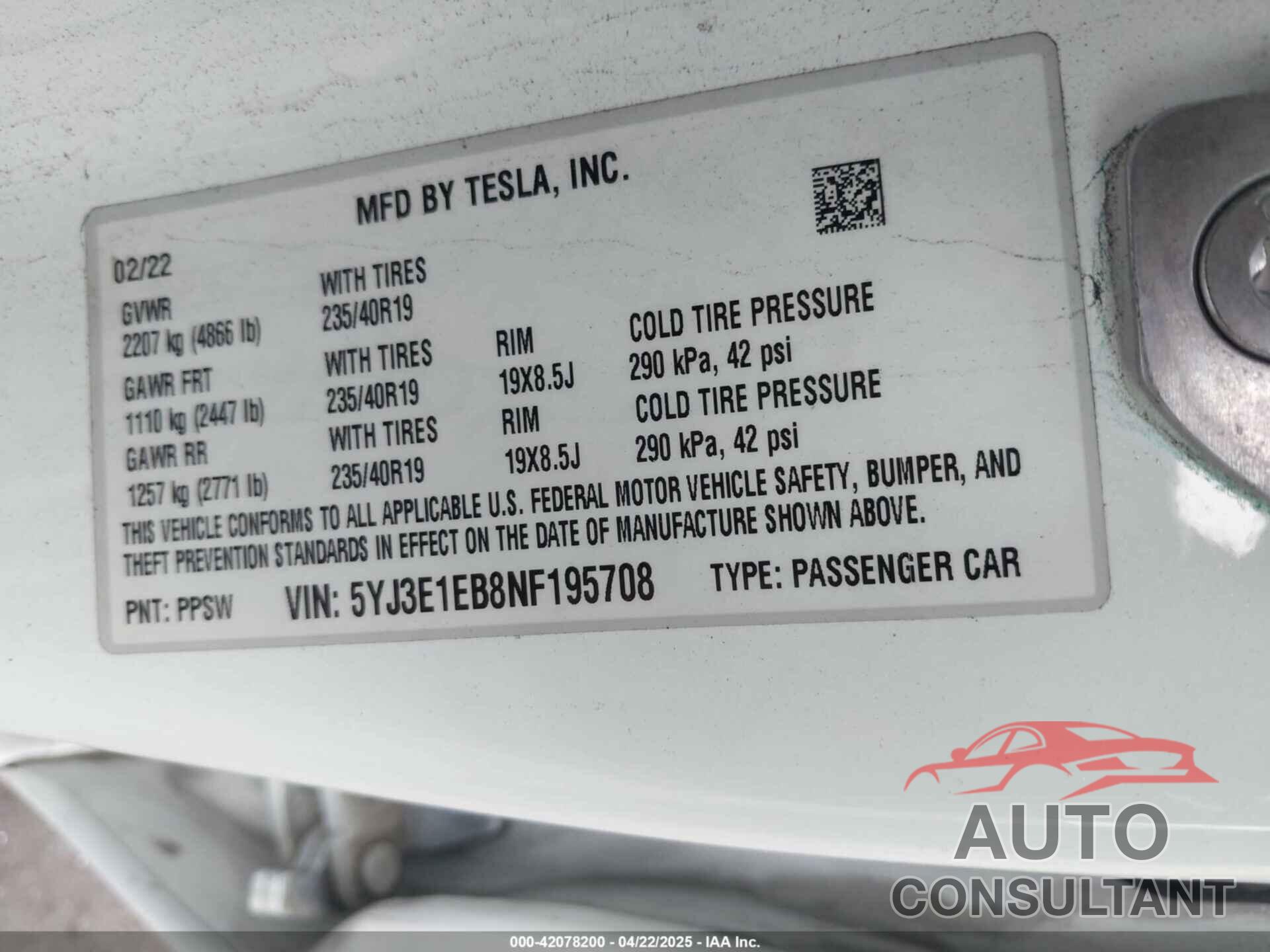 TESLA MODEL 3 2022 - 5YJ3E1EB8NF195708