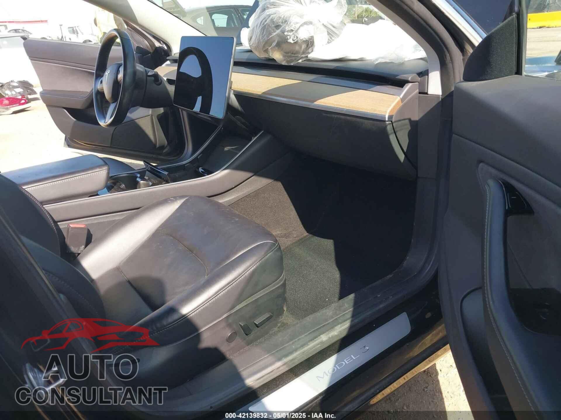 TESLA MODEL 3 2018 - 5YJ3E1EA7JF057031