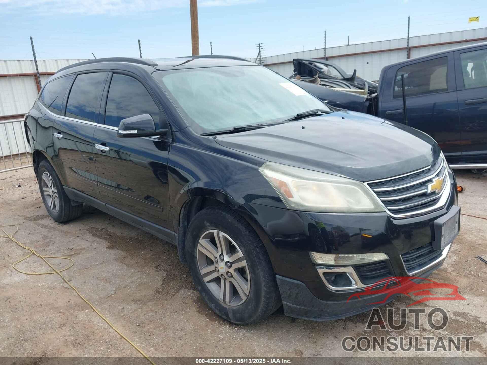 CHEVROLET TRAVERSE 2015 - 1GNKRGKD2FJ239406