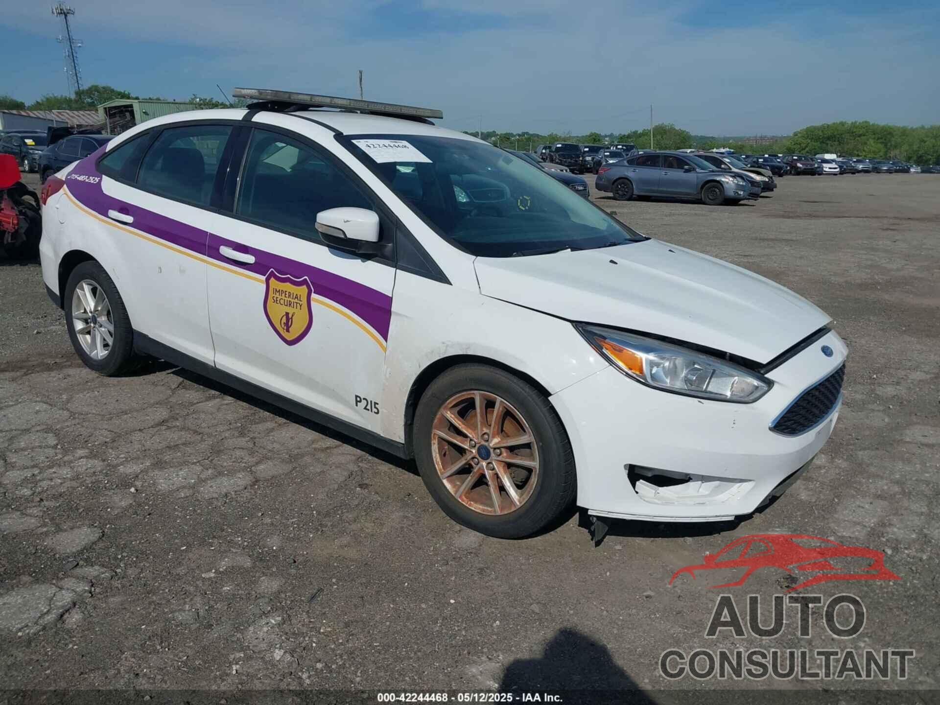 FORD FOCUS 2015 - 1FADP3F26FL372284