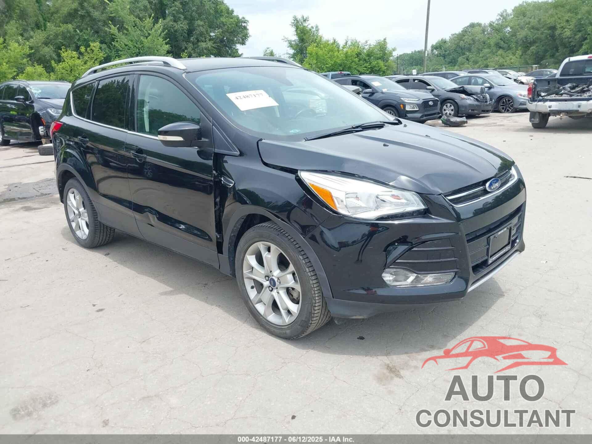 FORD ESCAPE 2016 - 1FMCU9JX0GUB71900