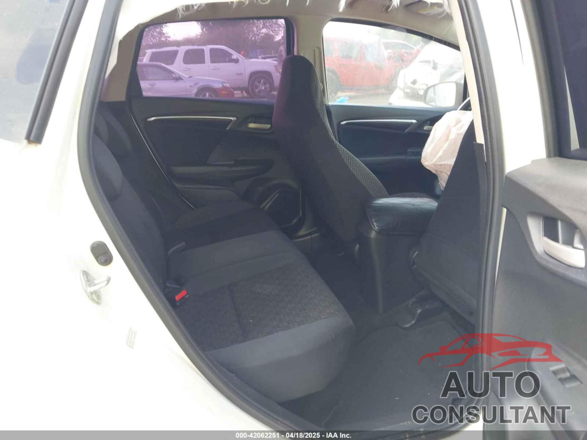 HONDA FIT 2017 - JHMGK5H55HS012374