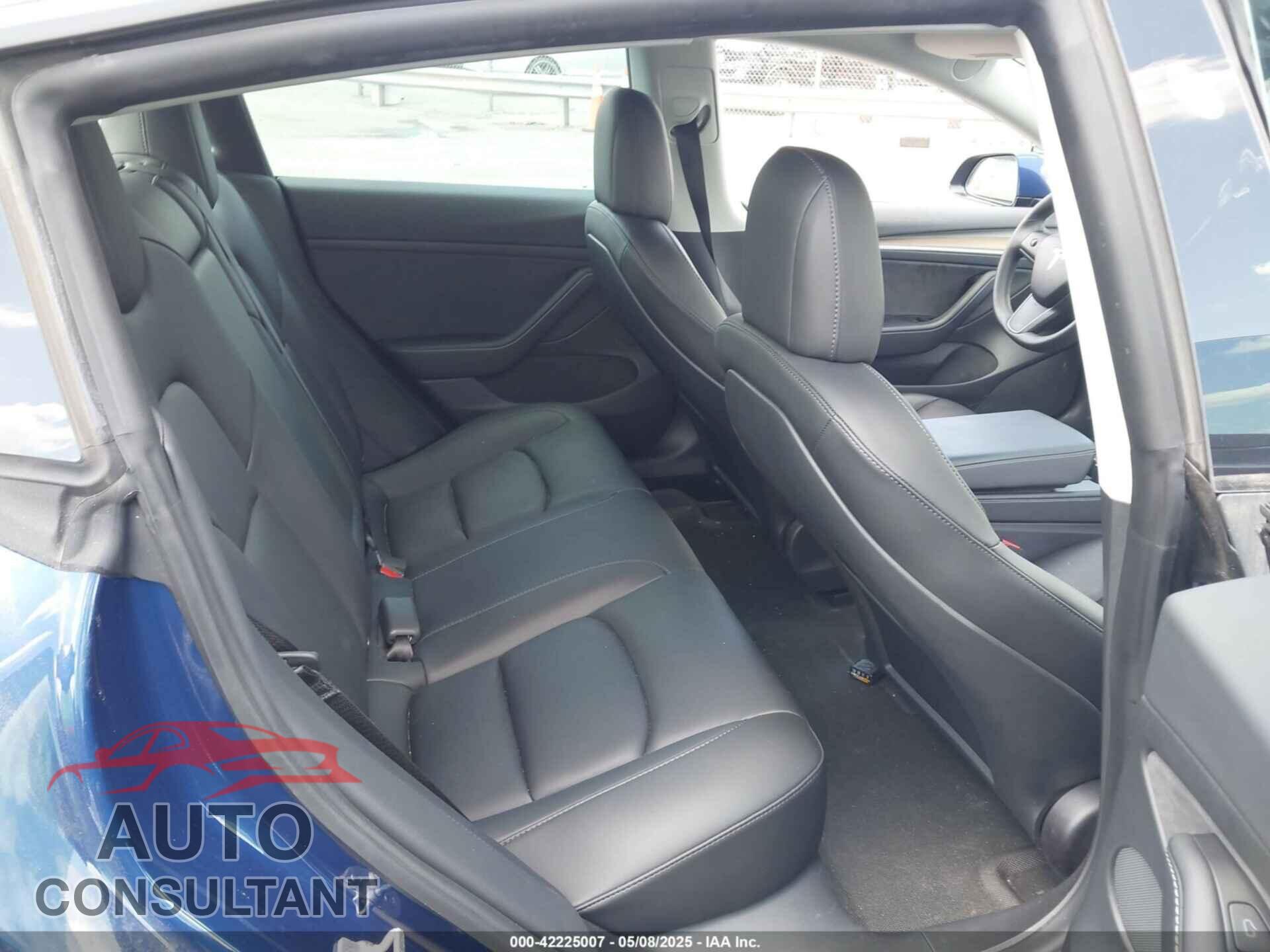 TESLA MODEL 3 2021 - 5YJ3E1EB4MF974716