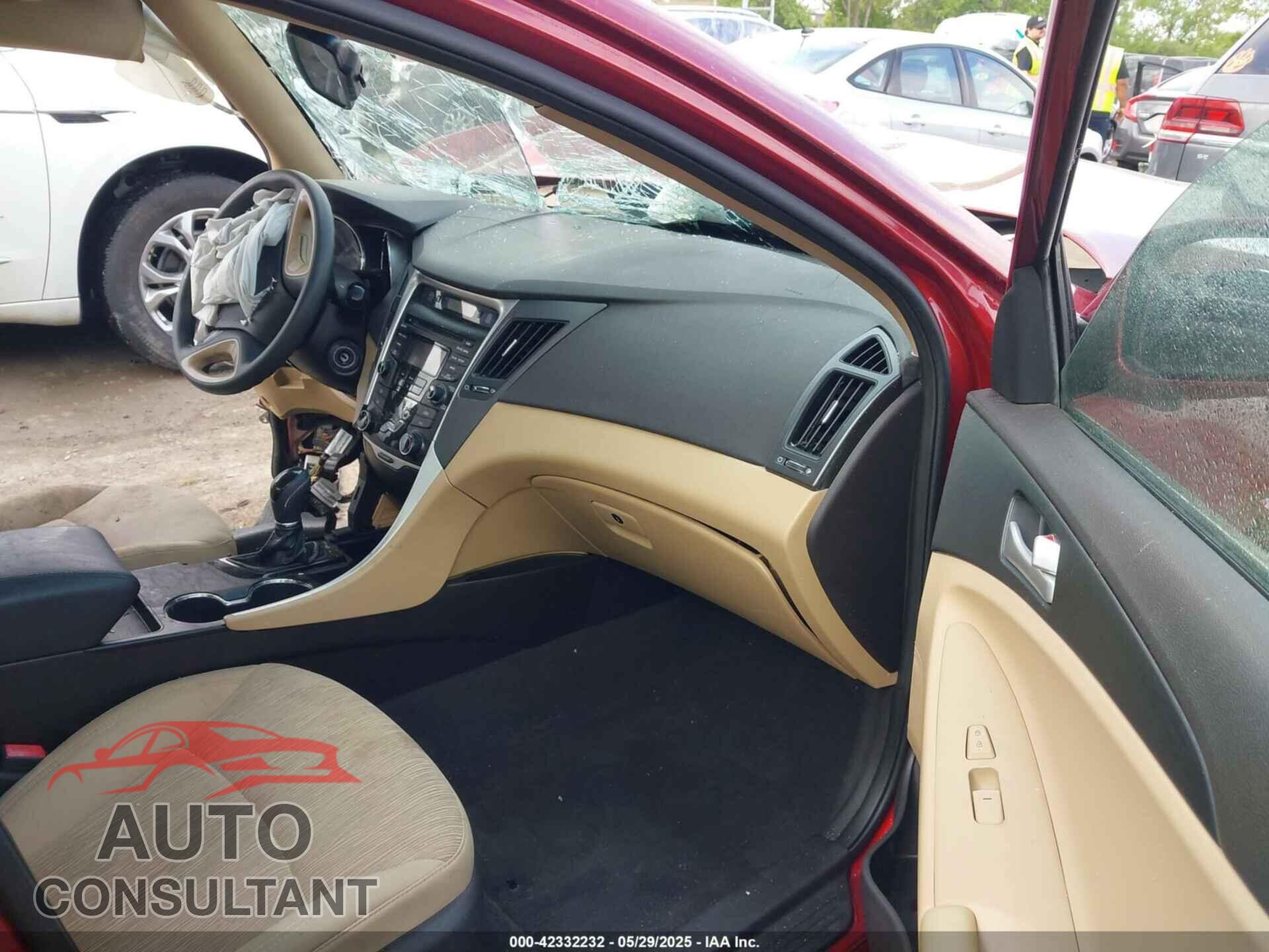 HYUNDAI SONATA 2012 - 5NPEB4AC2CH335865