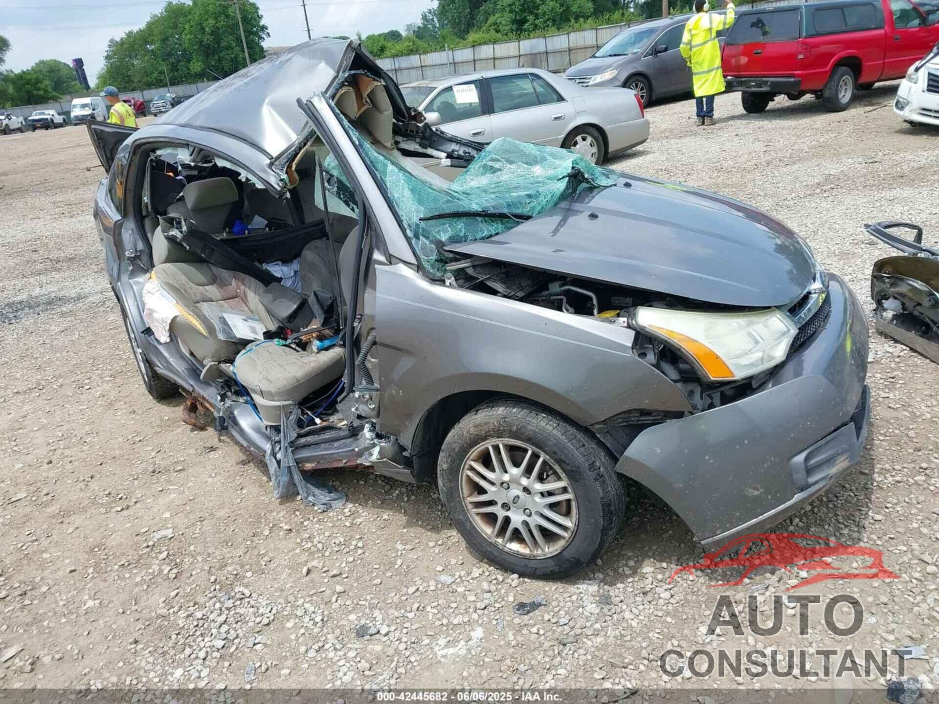 FORD FOCUS 2009 - 1FAHP35N39W144016