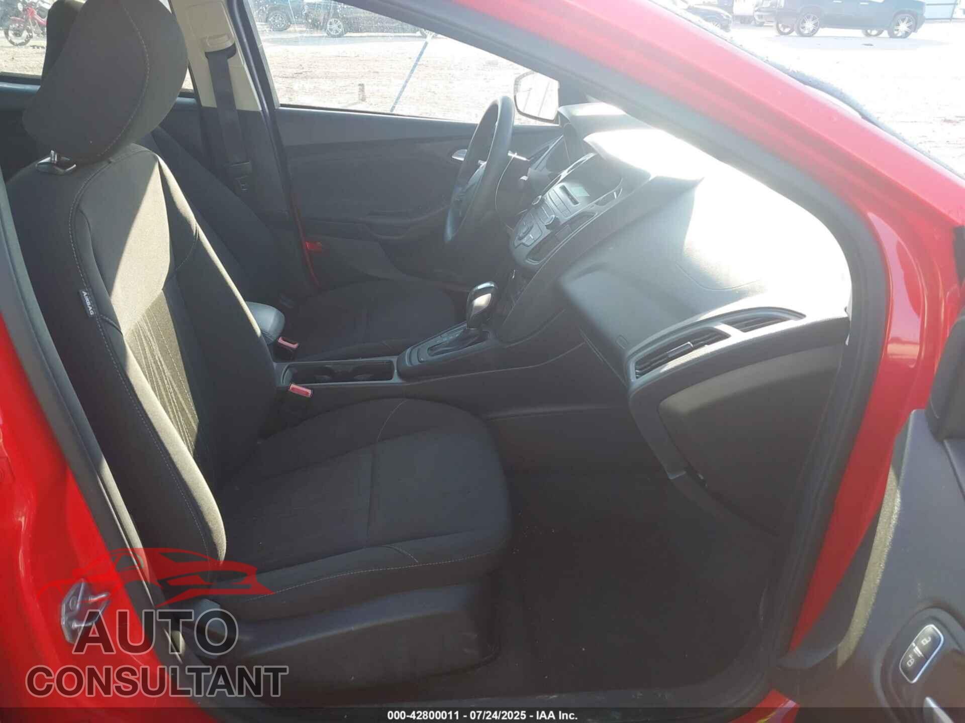 FORD FOCUS 2016 - 1FADP3F27GL214005