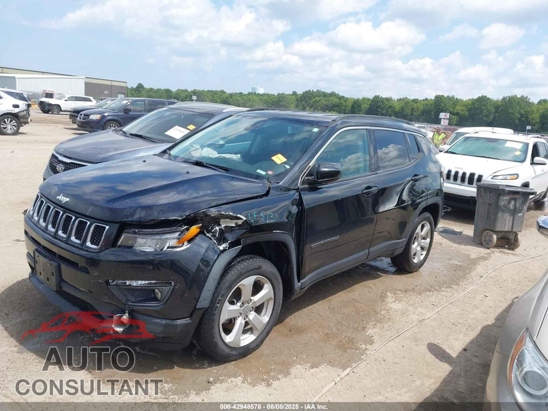 JEEP COMPASS 2018 - 3C4NJCBBXJT124588