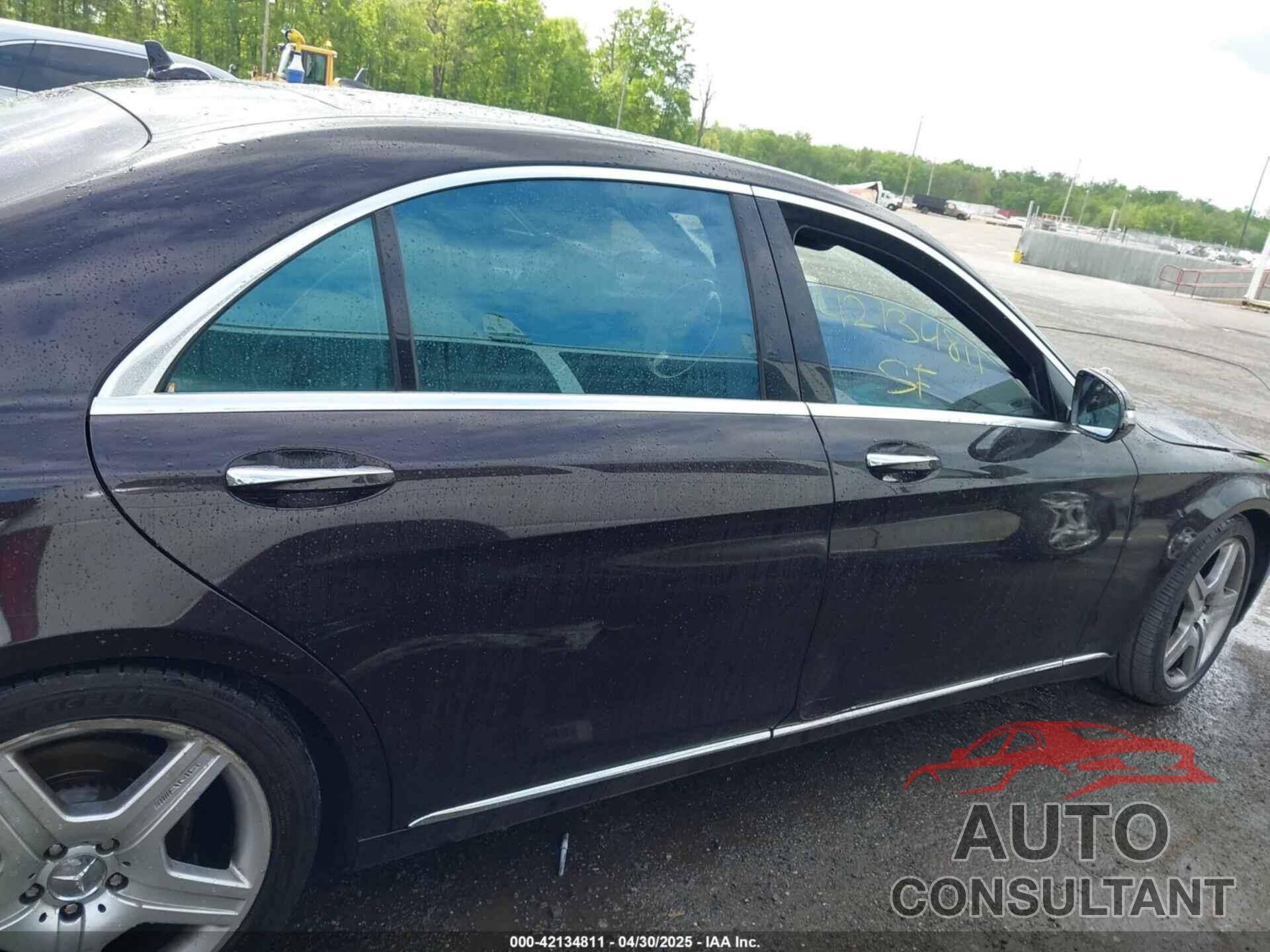 MERCEDES-BENZ S 550 2015 - WDDUG8FB6FA108538
