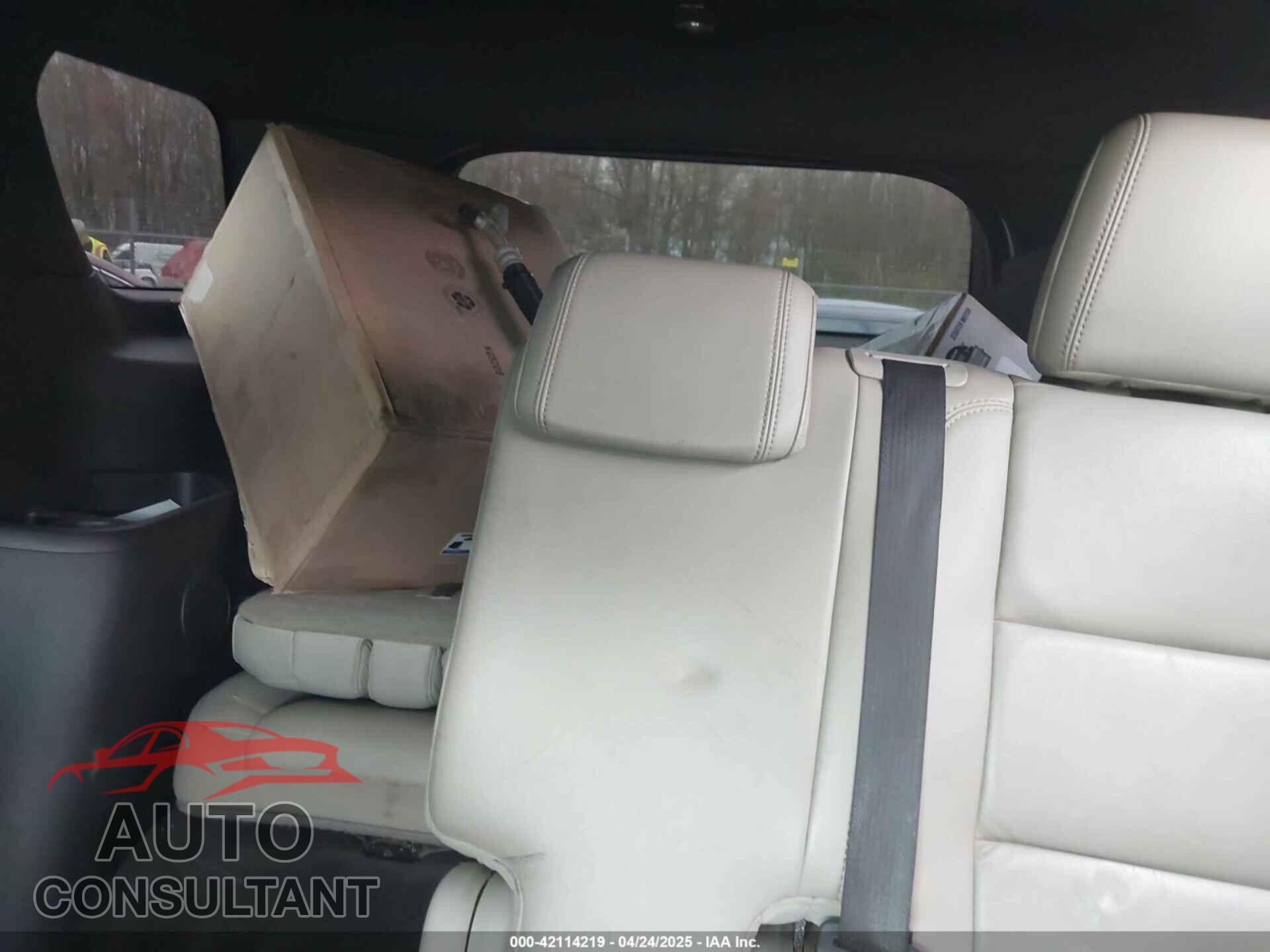 FORD EXPLORER 2011 - 1FMHK8D84BGA01038