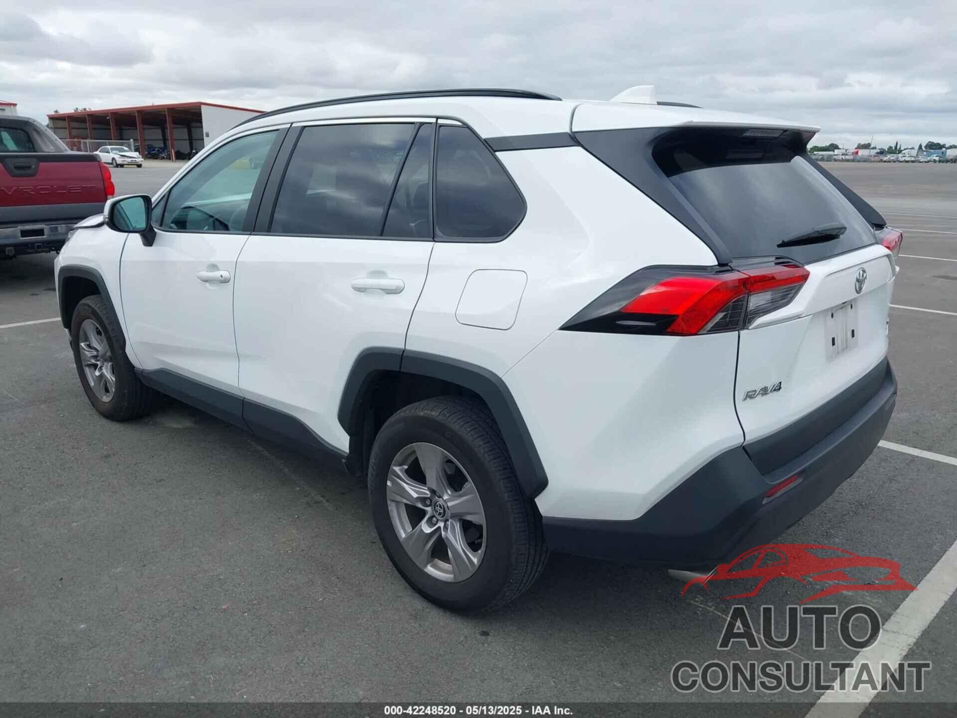 TOYOTA RAV4 2022 - 2T3P1RFV6NW315780
