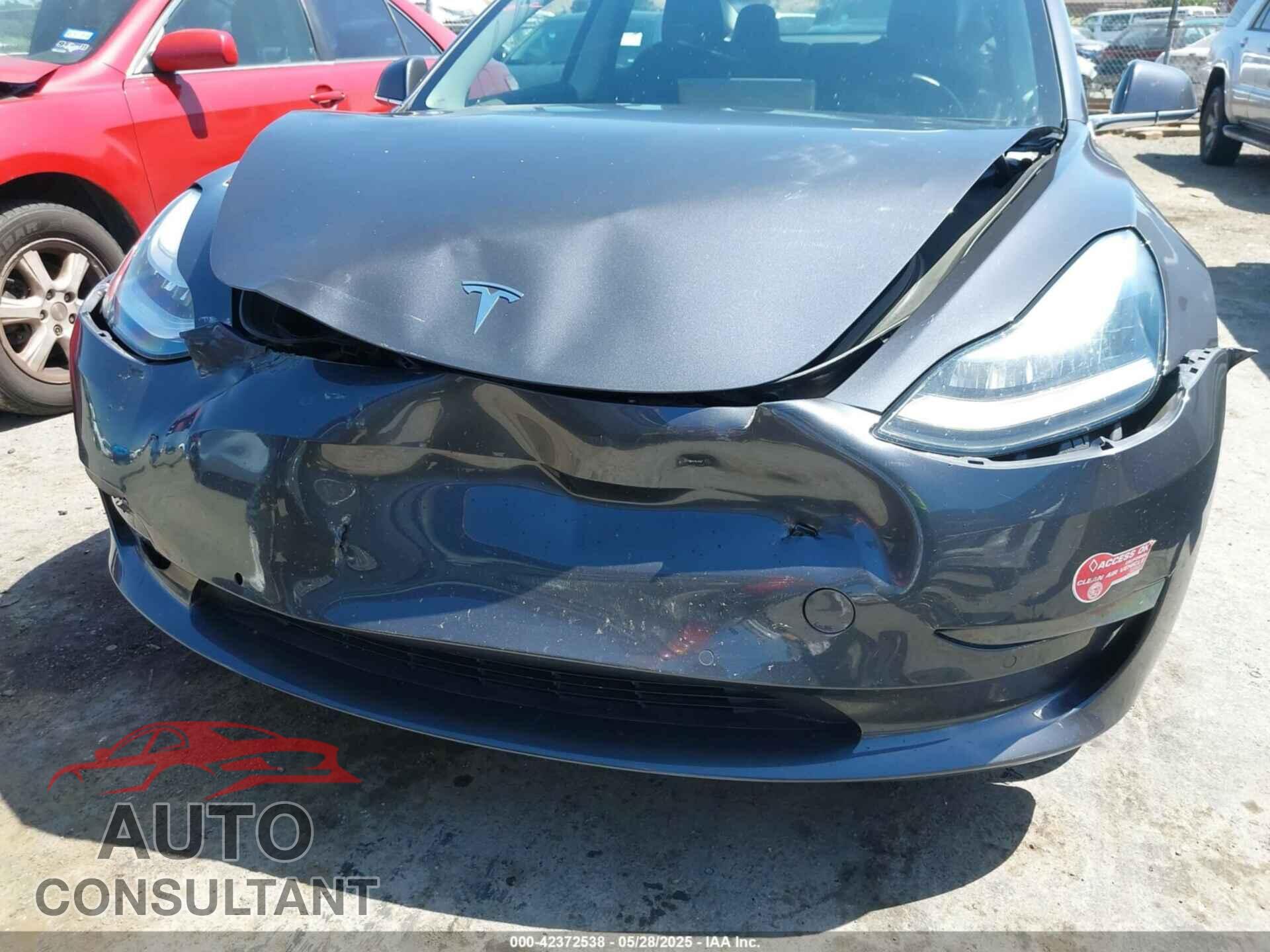 TESLA MODEL 3 2018 - 5YJ3E1EA3JF123798