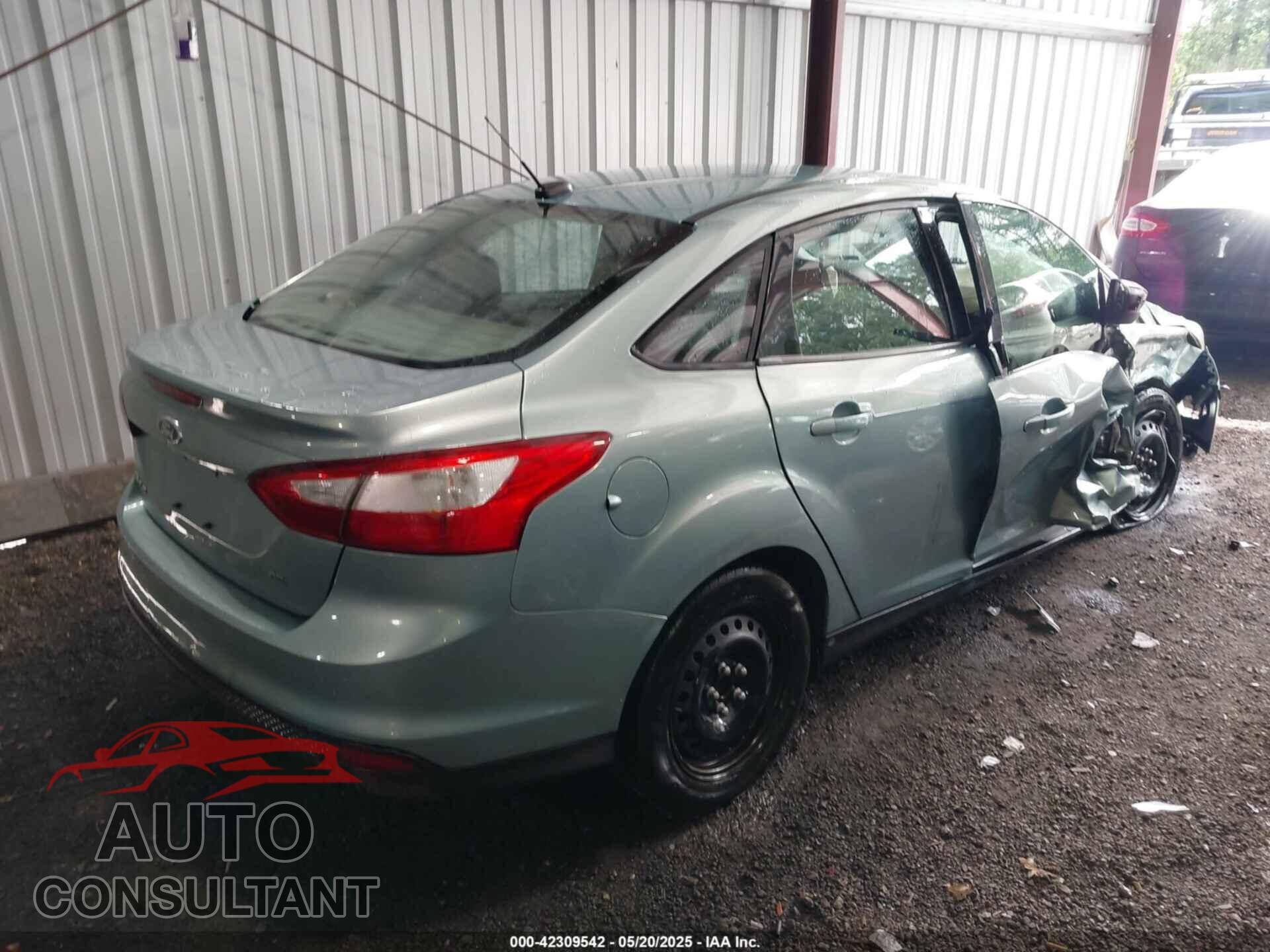 FORD FOCUS 2012 - 1FAHP3F24CL260001