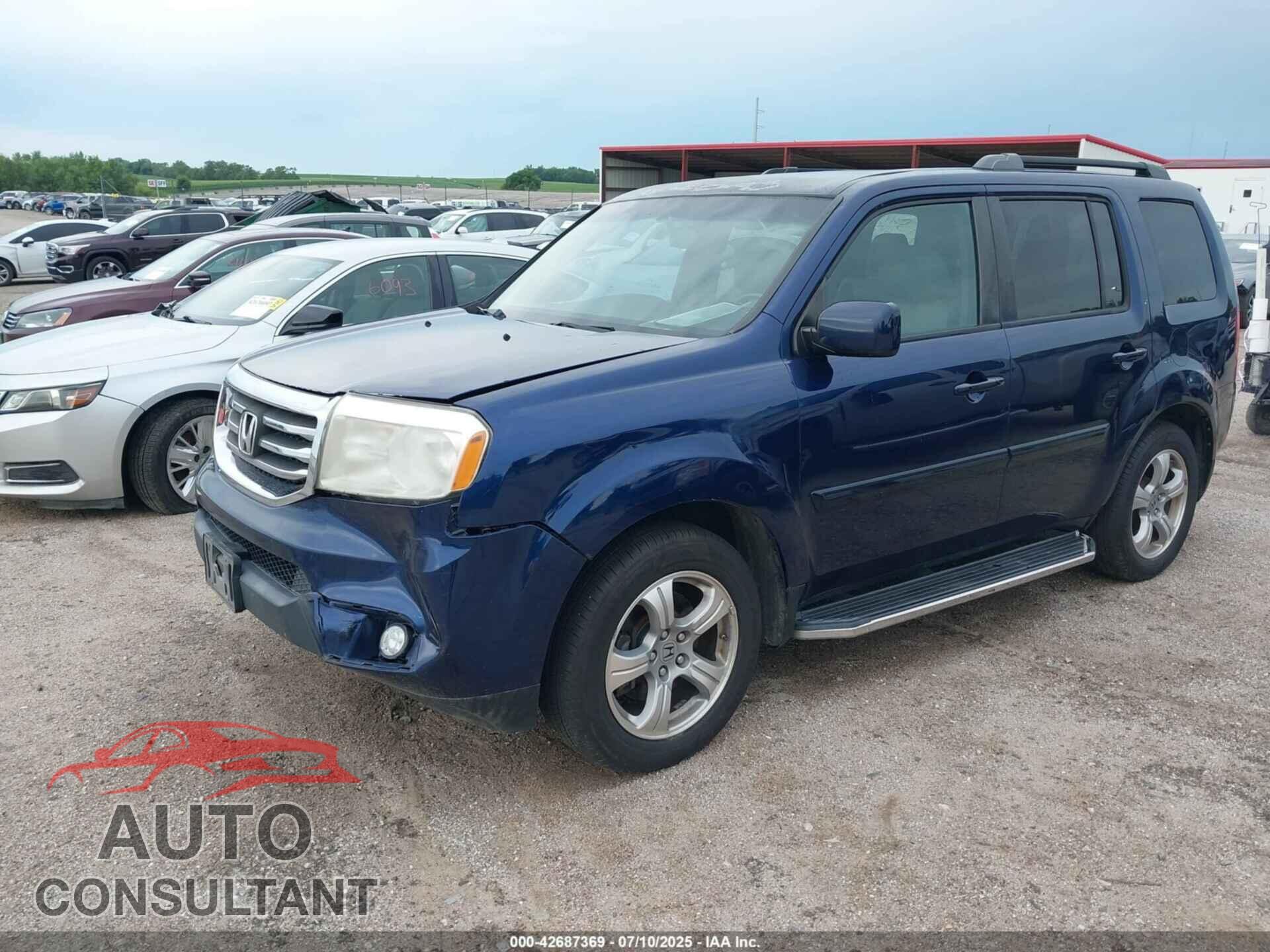 HONDA PILOT 2013 - 5FNYF4H64DB058461