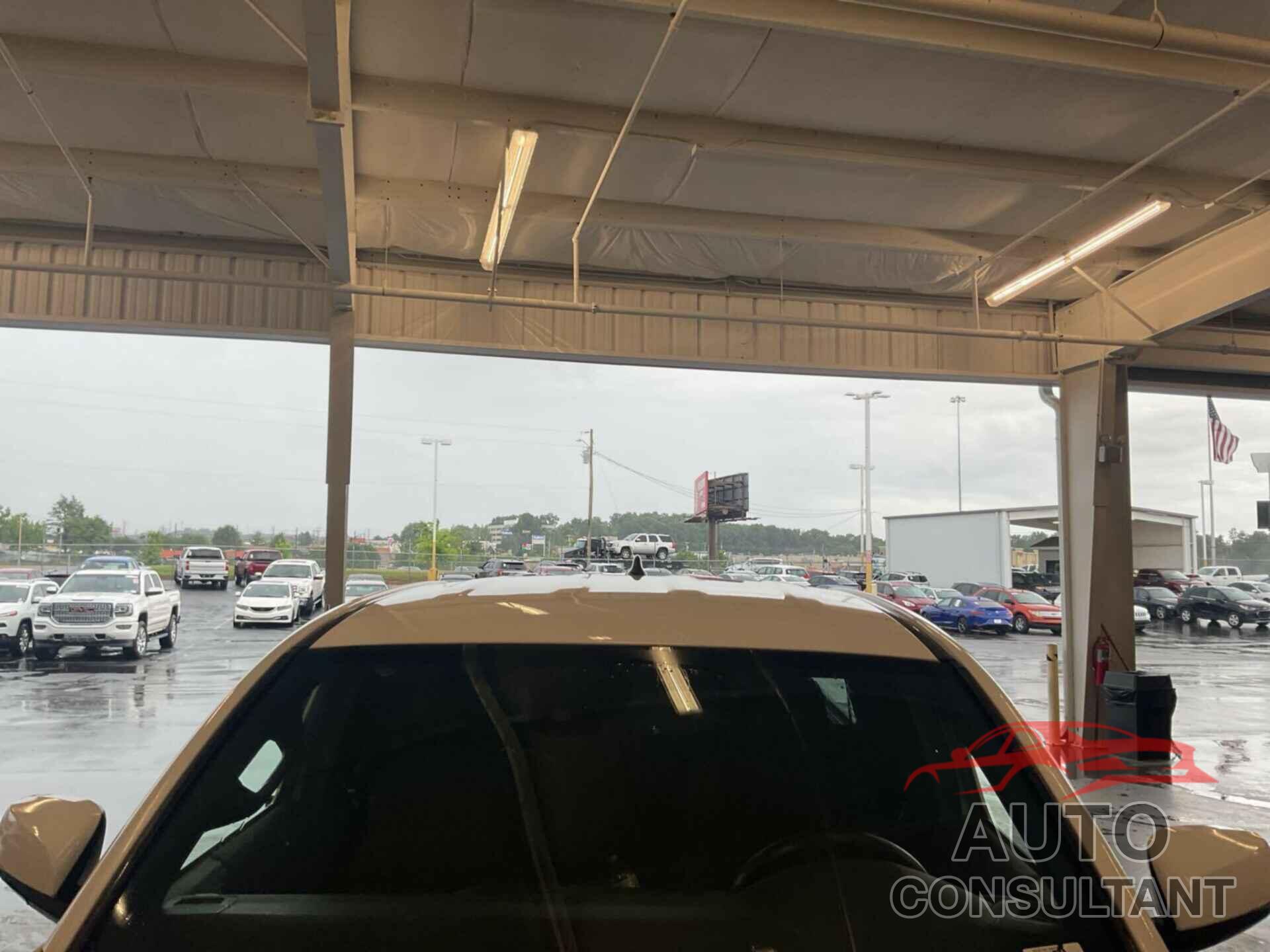TOYOTA TACOMA 2019 - 5TFSZ5AN0KX206354