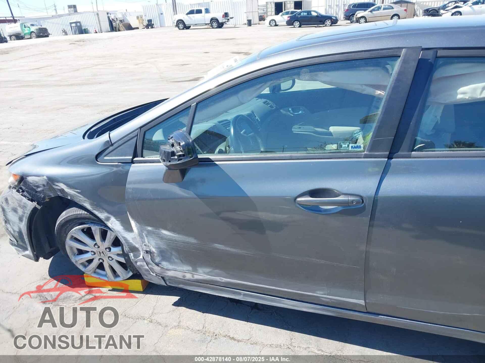 HONDA CIVIC 2012 - 19XFB2F90CE358510