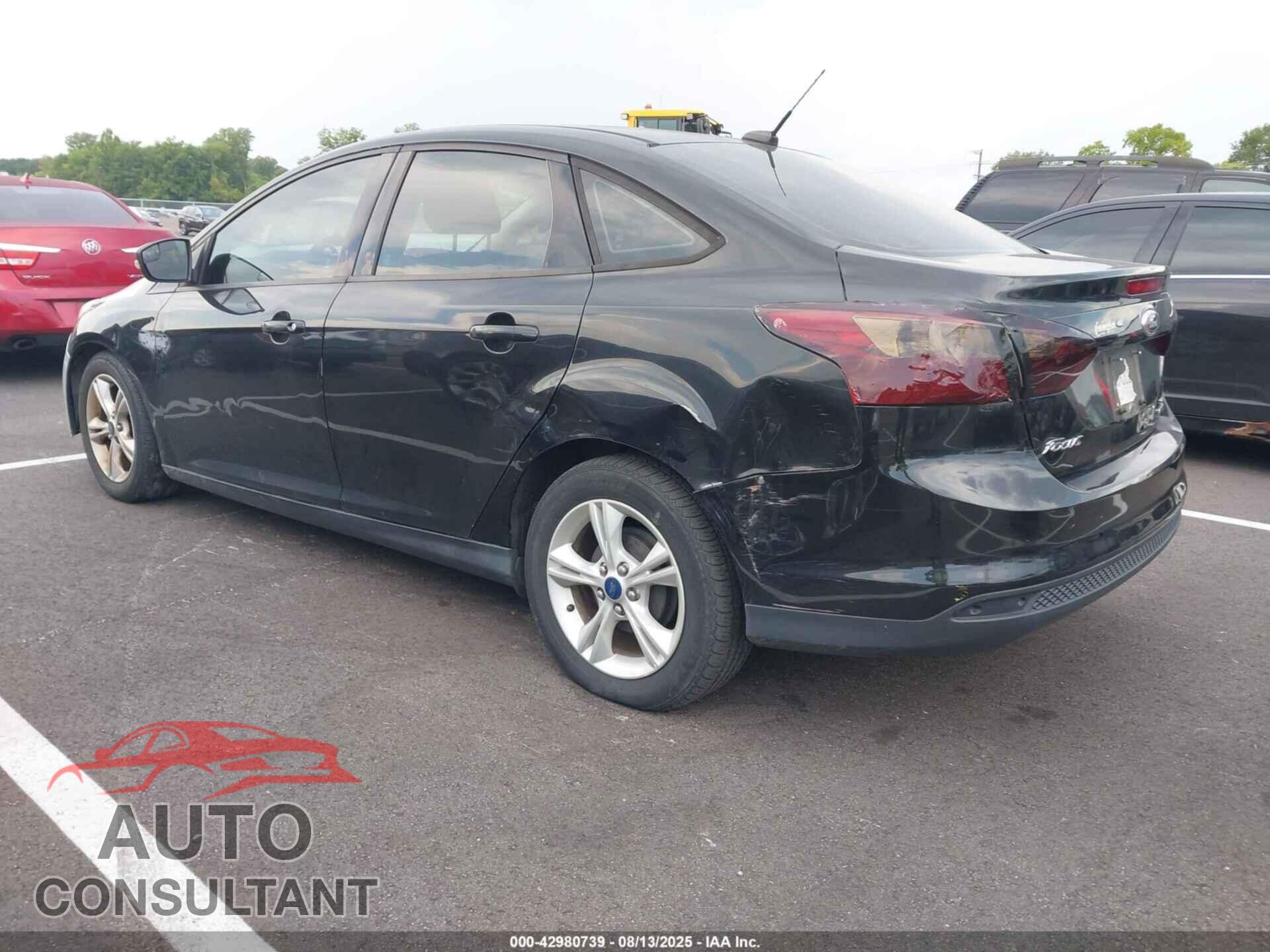 FORD FOCUS 2014 - 1FADP3F27EL417019