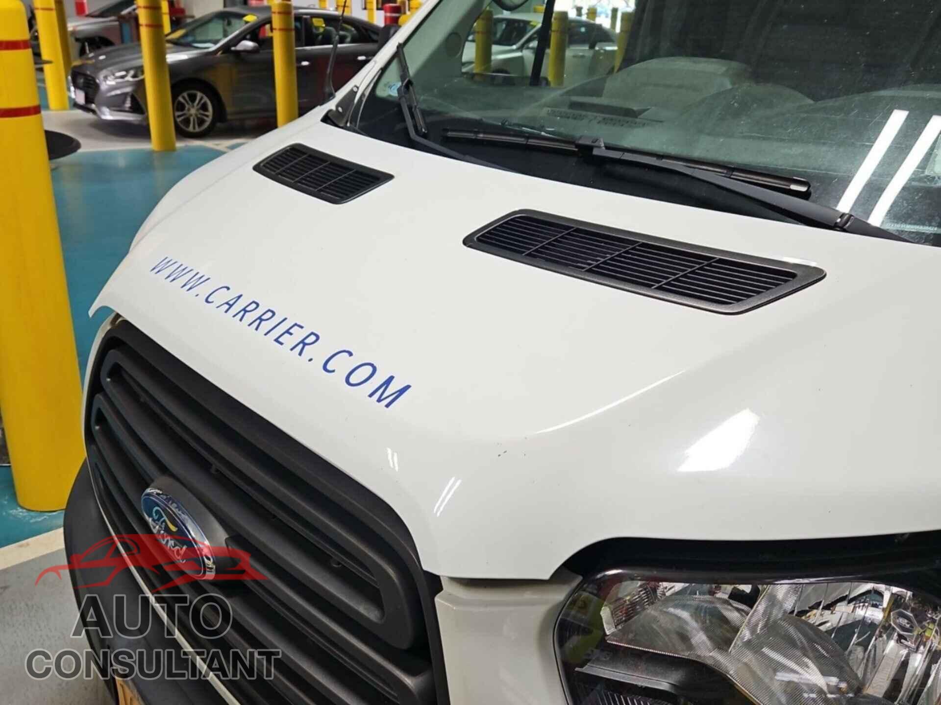 FORD TRANSIT 2017 - 1FTYR1YM9HKB36424