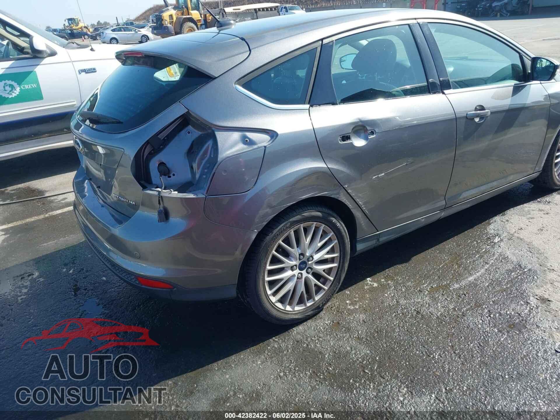 FORD FOCUS 2013 - 1FADP3N23DL382589