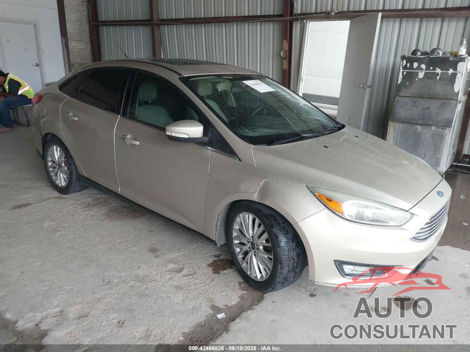 FORD FOCUS 2017 - 1FADP3J26HL279839