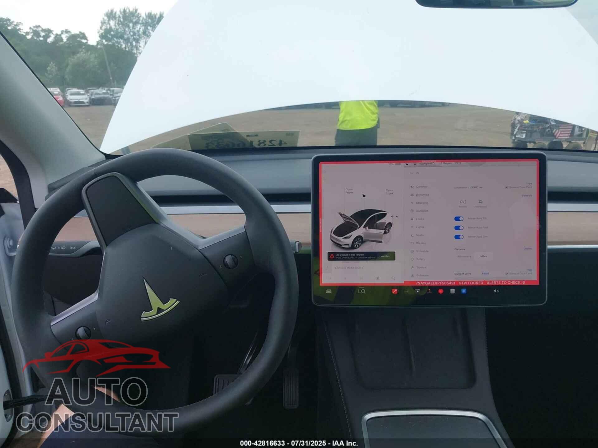 TESLA MODEL Y 2023 - 7SAYGAEE9PF585491