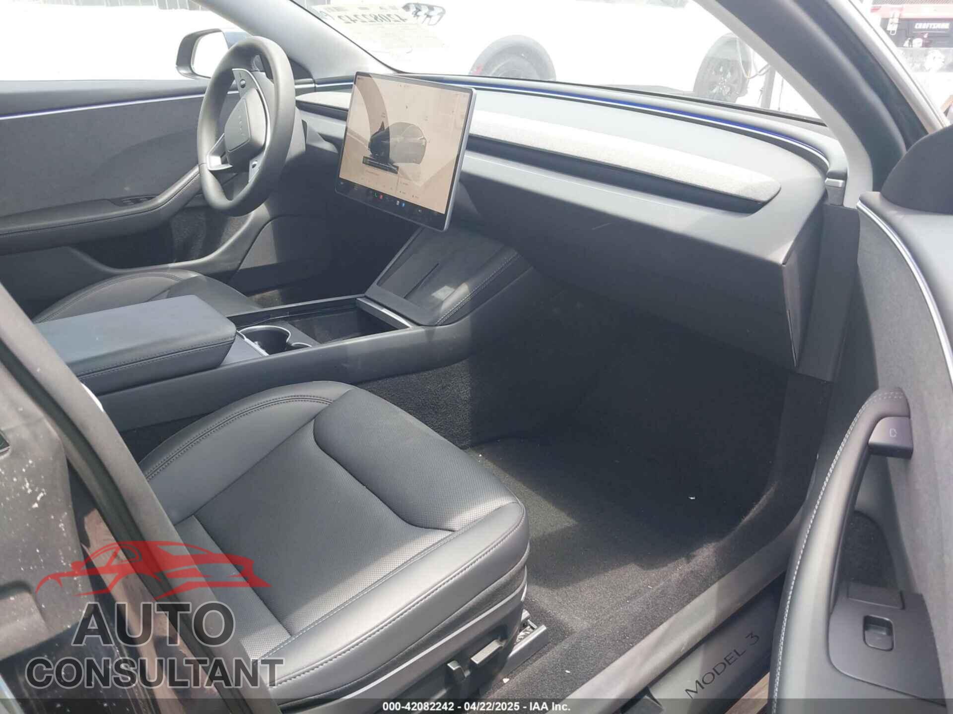 TESLA MODEL 3 2024 - 5YJ3E1EAXRF754866