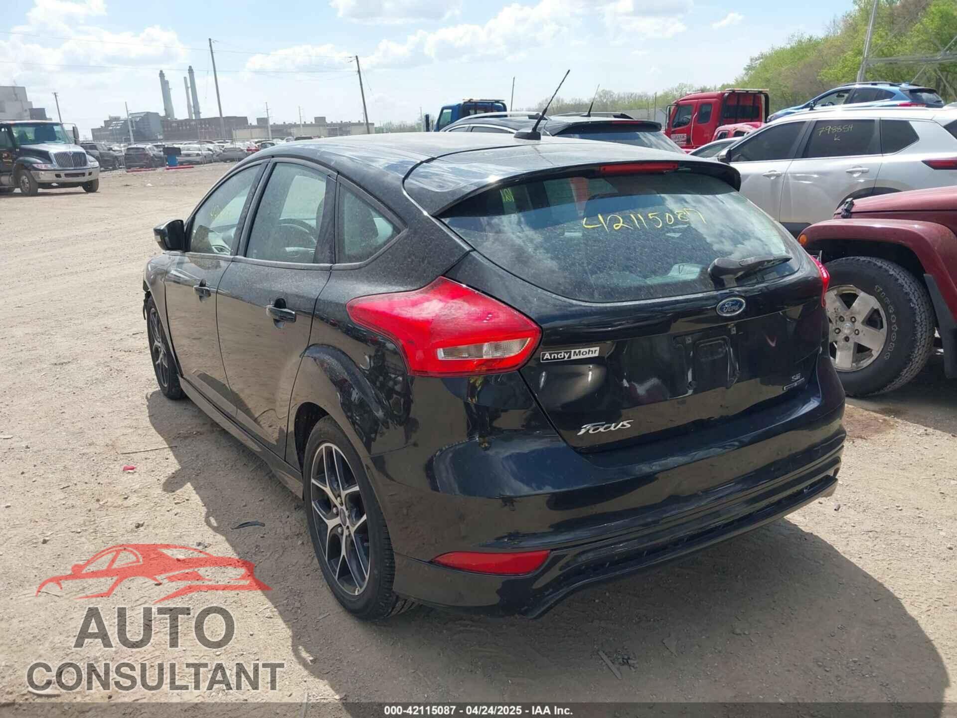 FORD FOCUS 2015 - 1FADP3K26FL268433