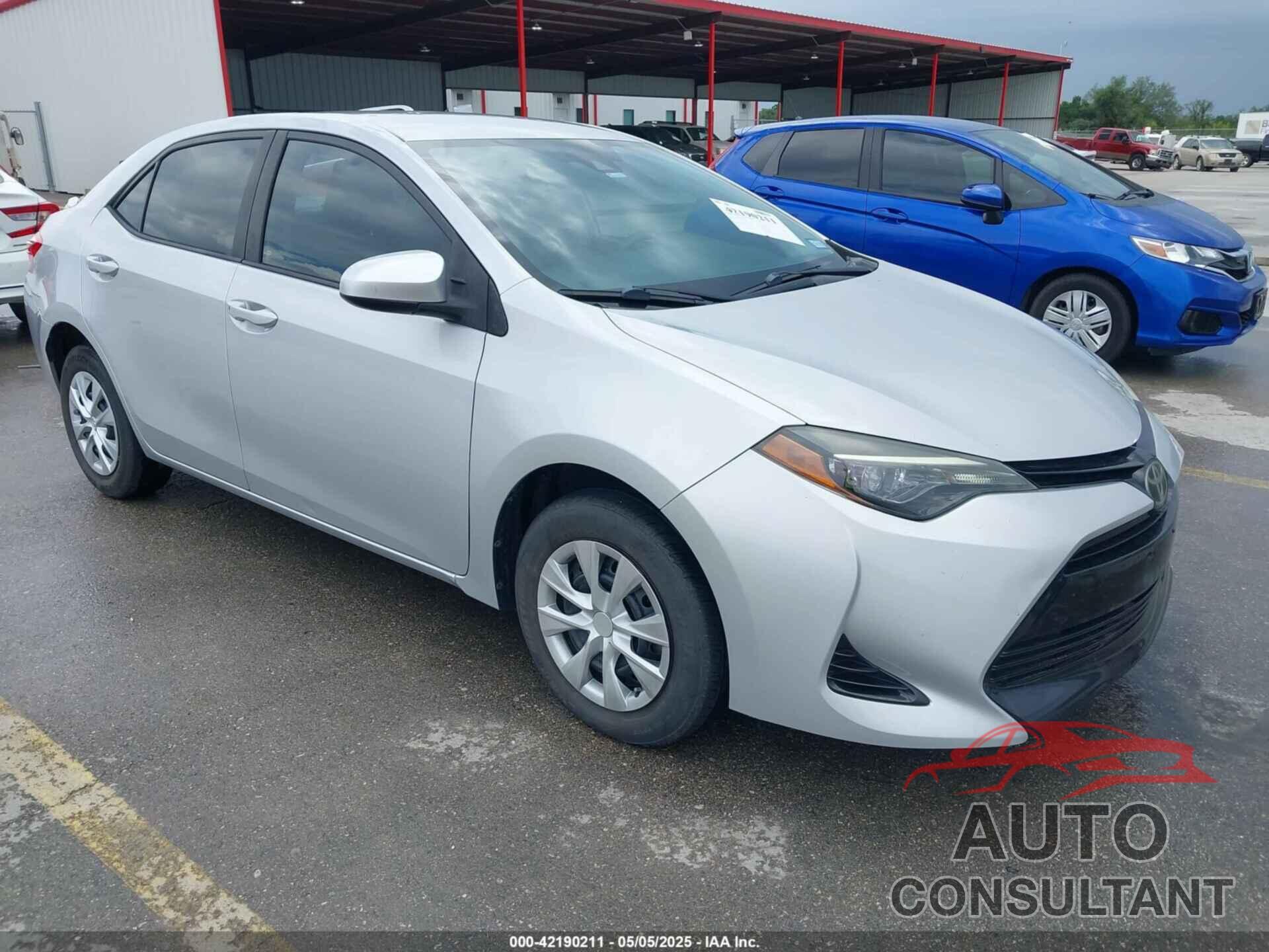 TOYOTA COROLLA 2017 - 5YFBURHE1HP710883
