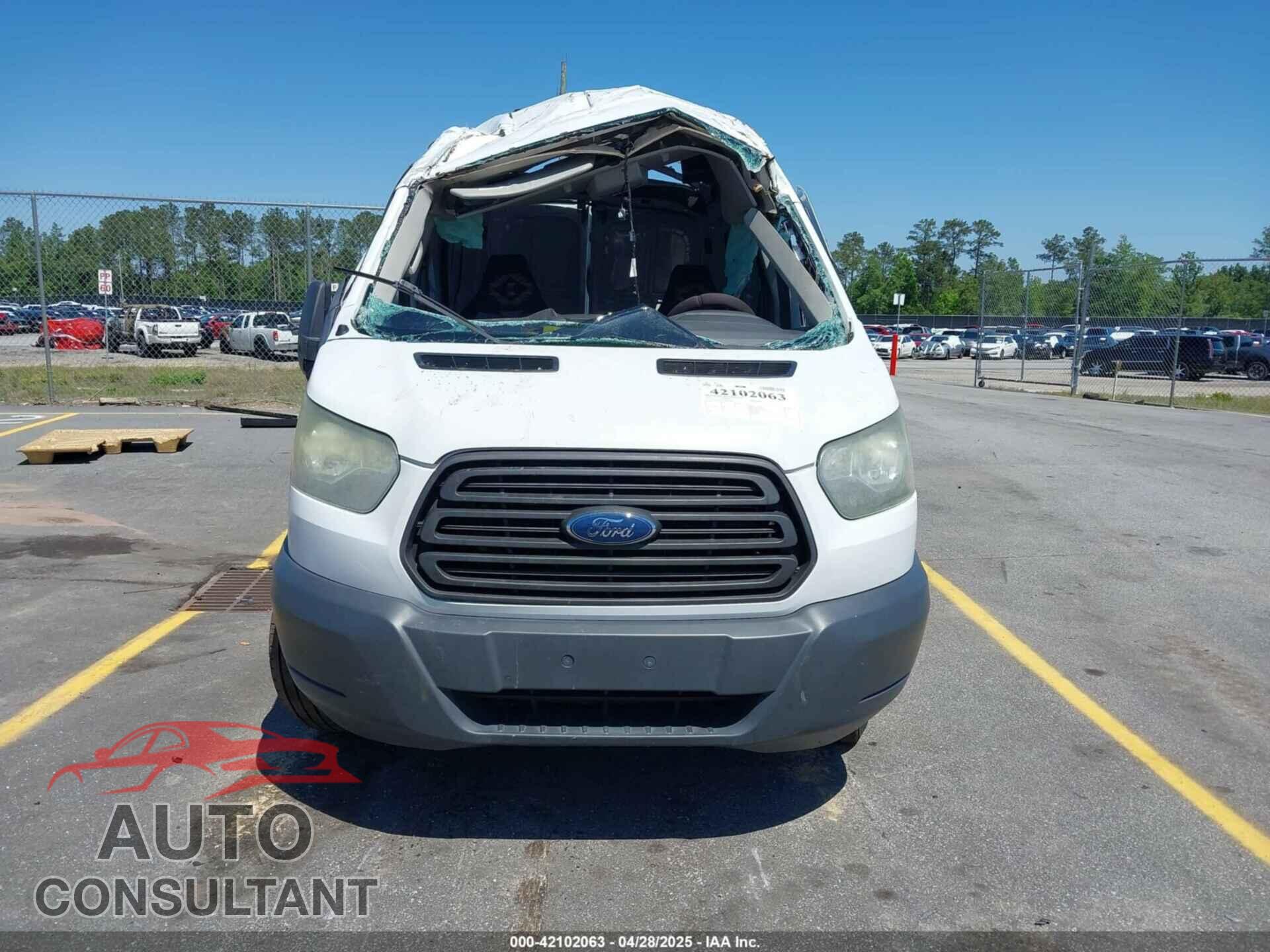 FORD TRANSIT-150 2017 - 1FTYE1CM2HKB56212
