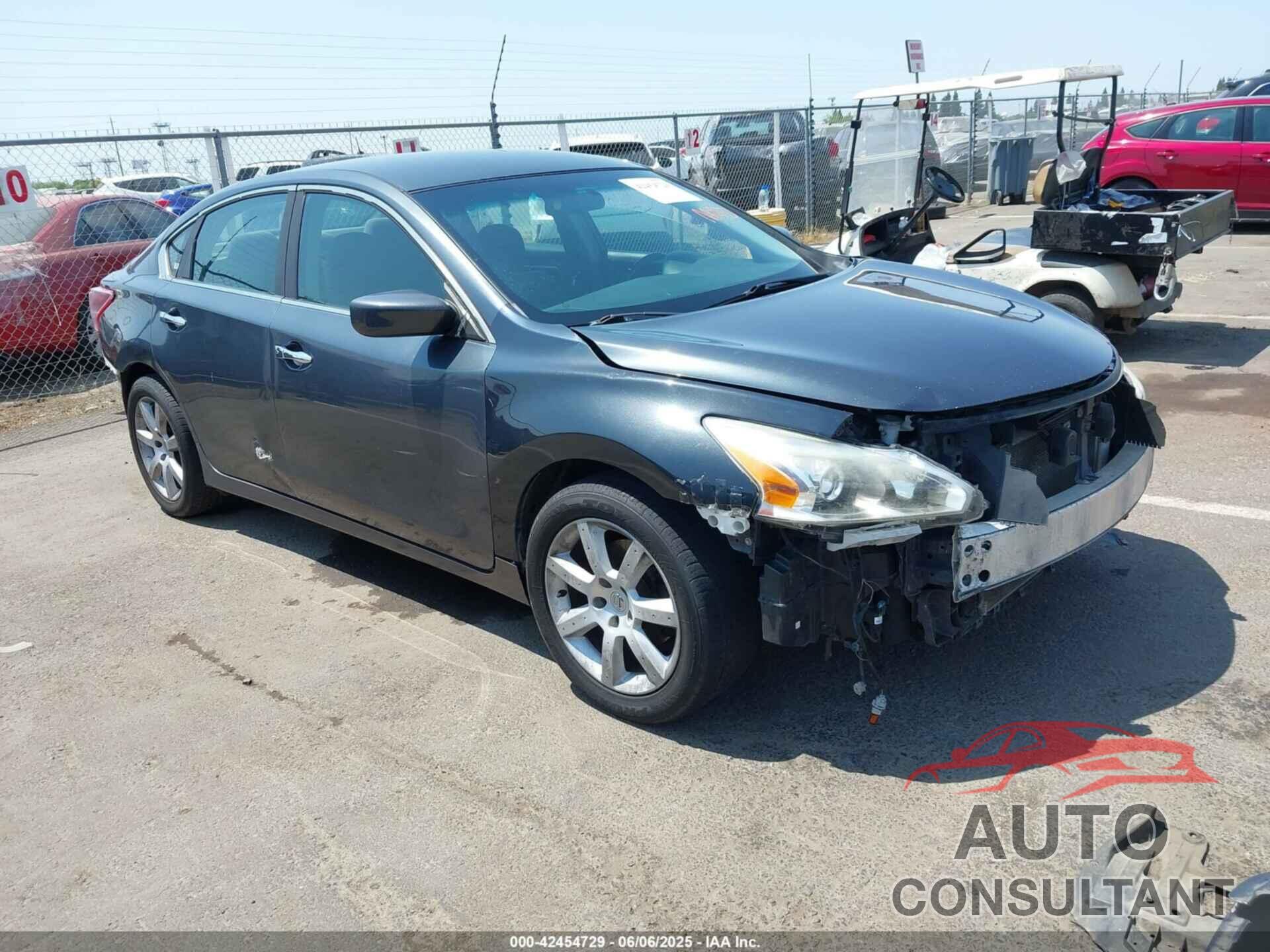 NISSAN ALTIMA 2013 - 1N4AL3AP8DN553857