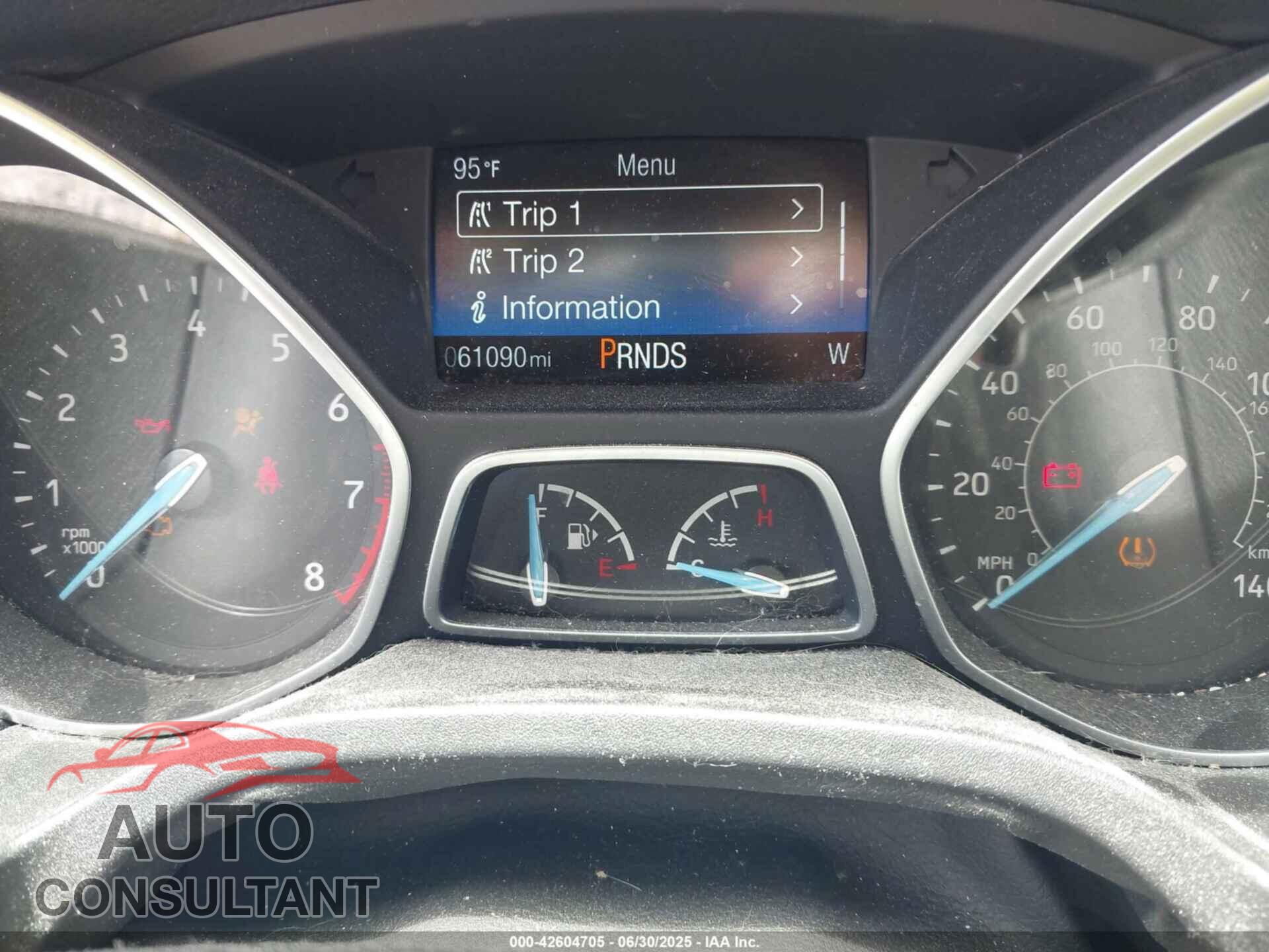 FORD FOCUS 2016 - 1FADP3F23GL368811
