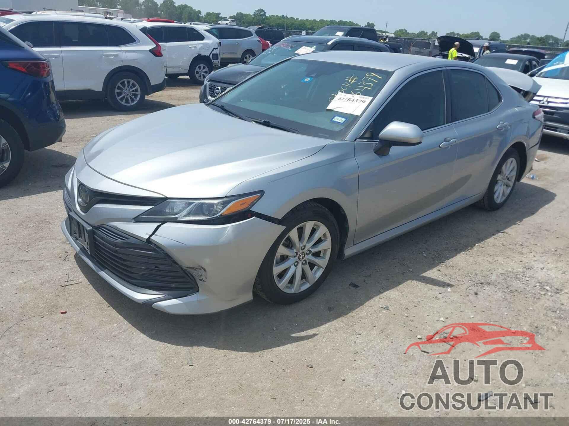 TOYOTA CAMRY 2020 - 4T1C11AK5LU365542