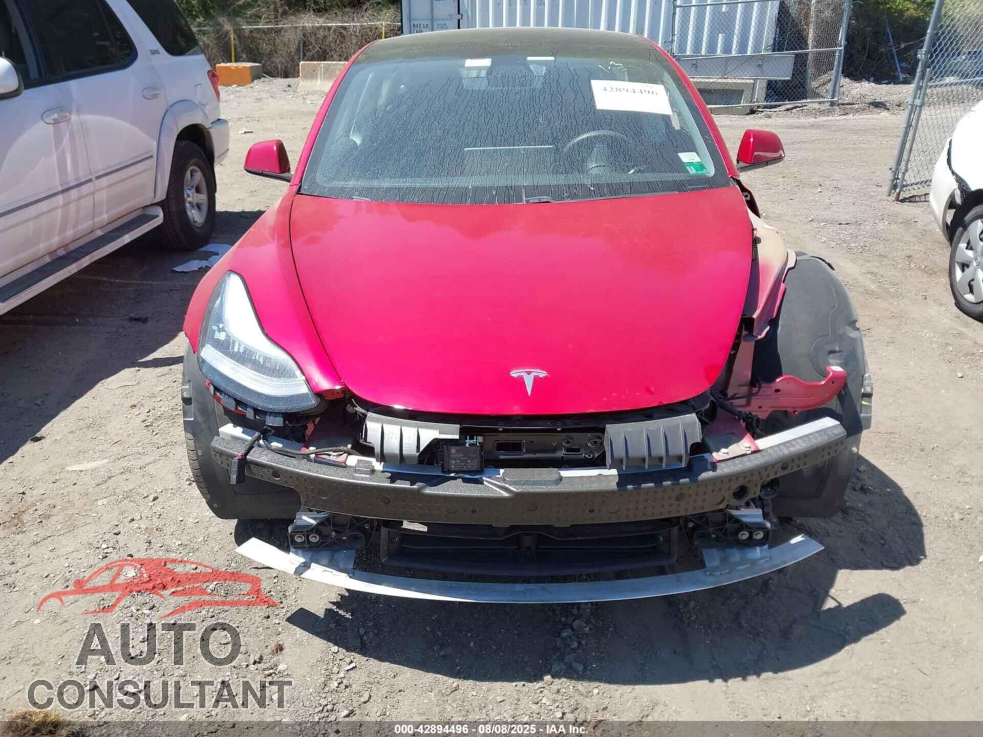 TESLA MODEL 3 2021 - 5YJ3E1EA0MF856671