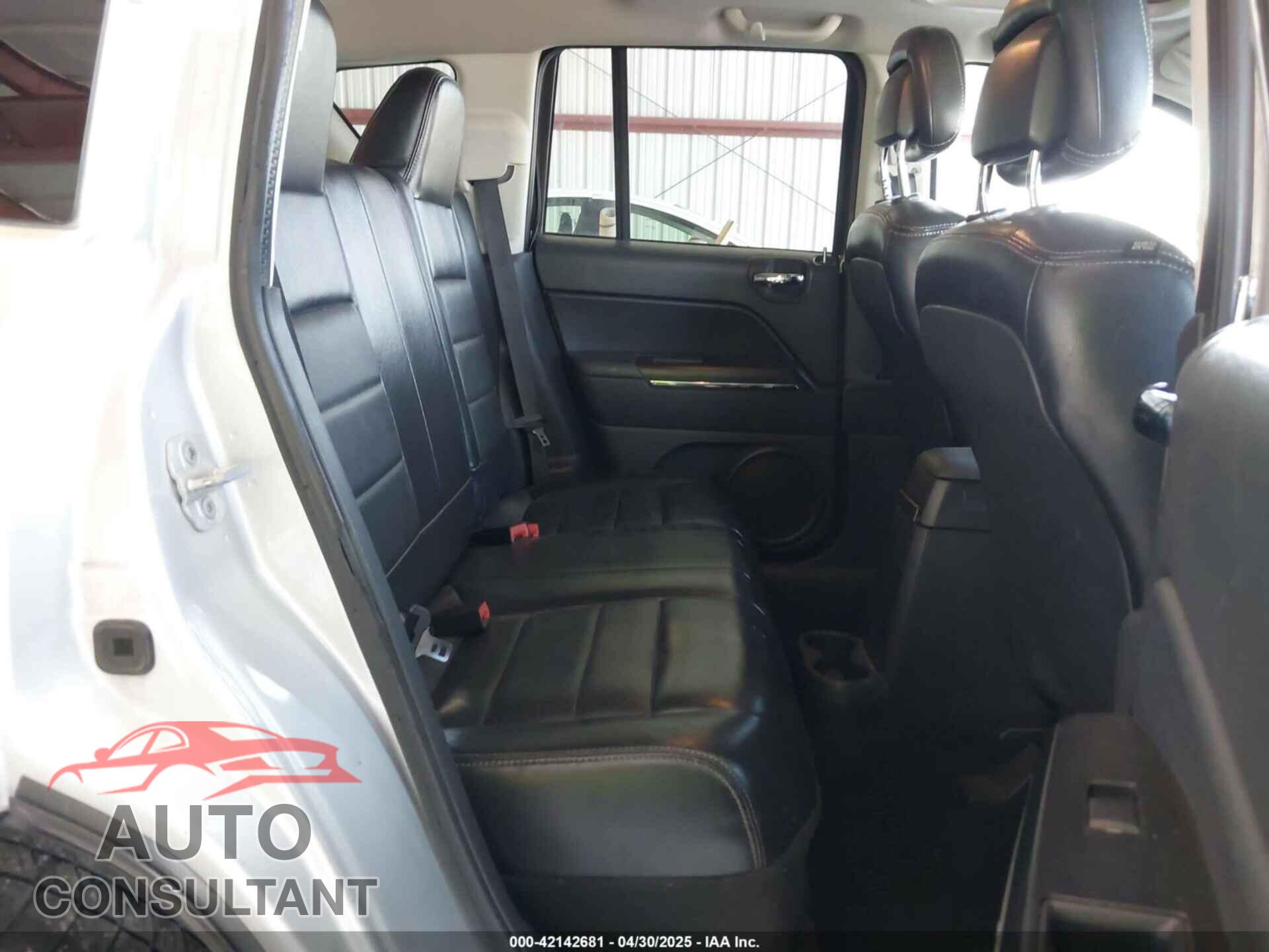 JEEP COMPASS 2011 - 1J4NF5FB1BD169573