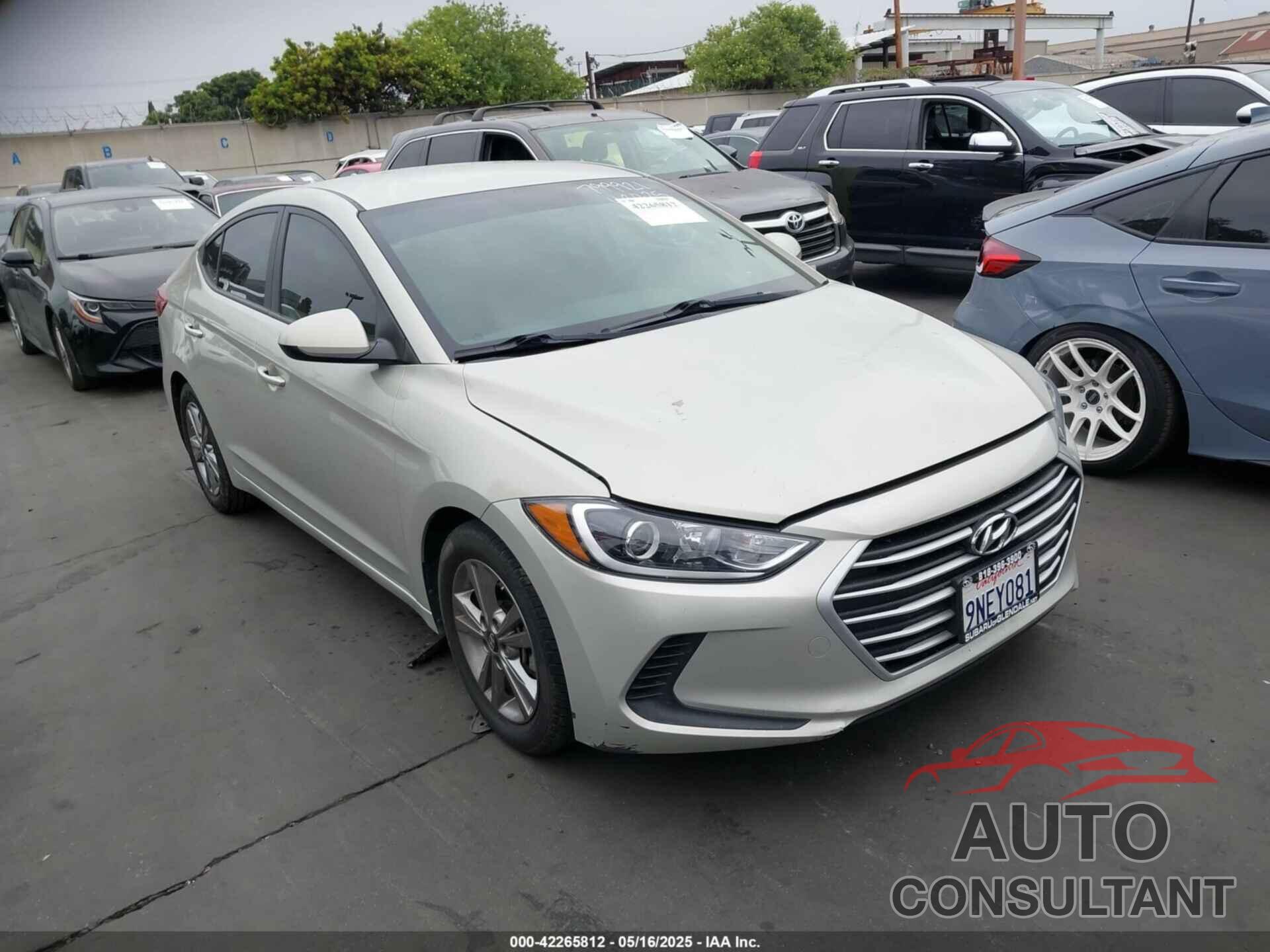 HYUNDAI ELANTRA 2018 - KMHD84LF6JU593225