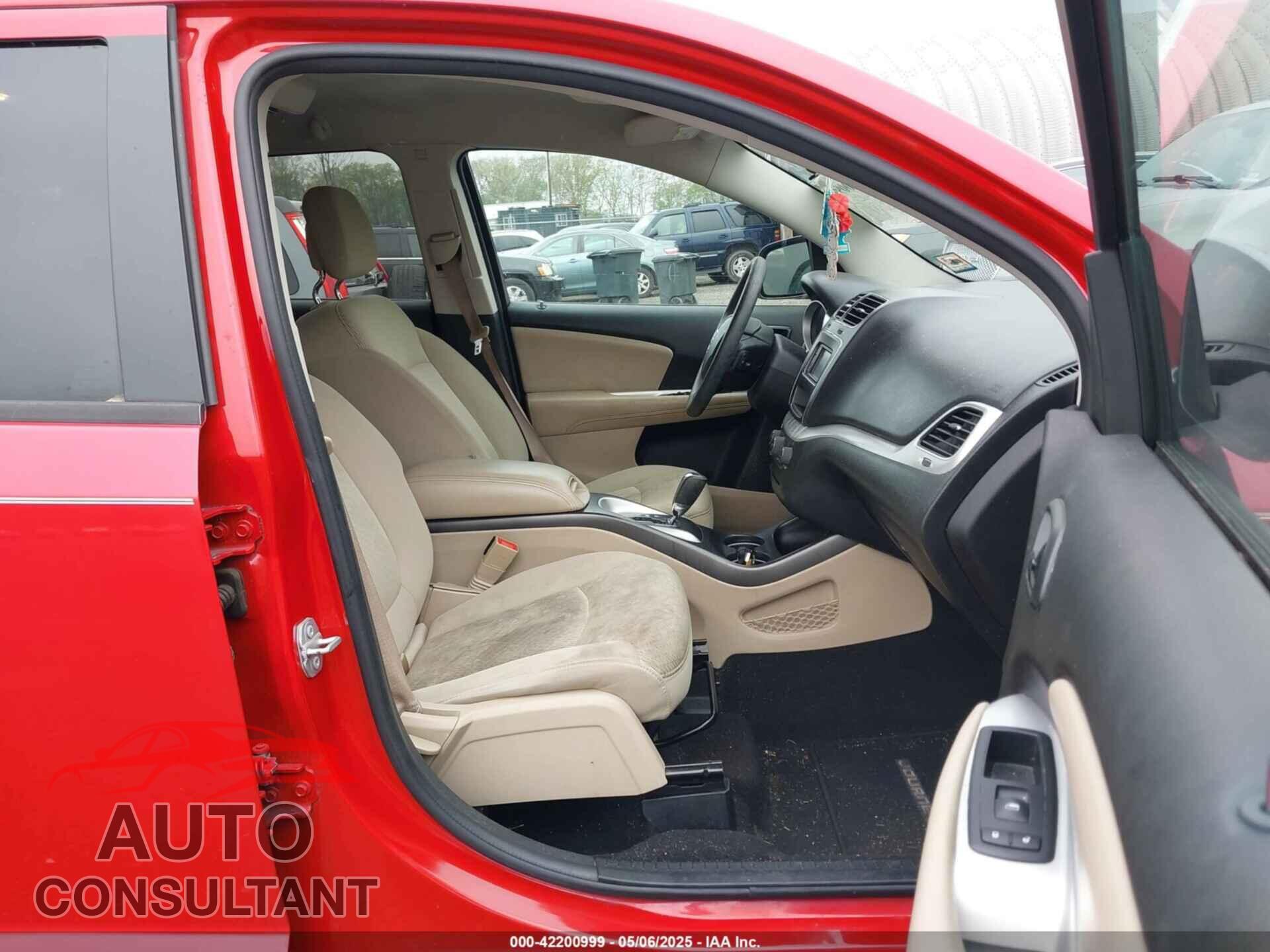 DODGE JOURNEY 2017 - 3C4PDCBG2HT532914