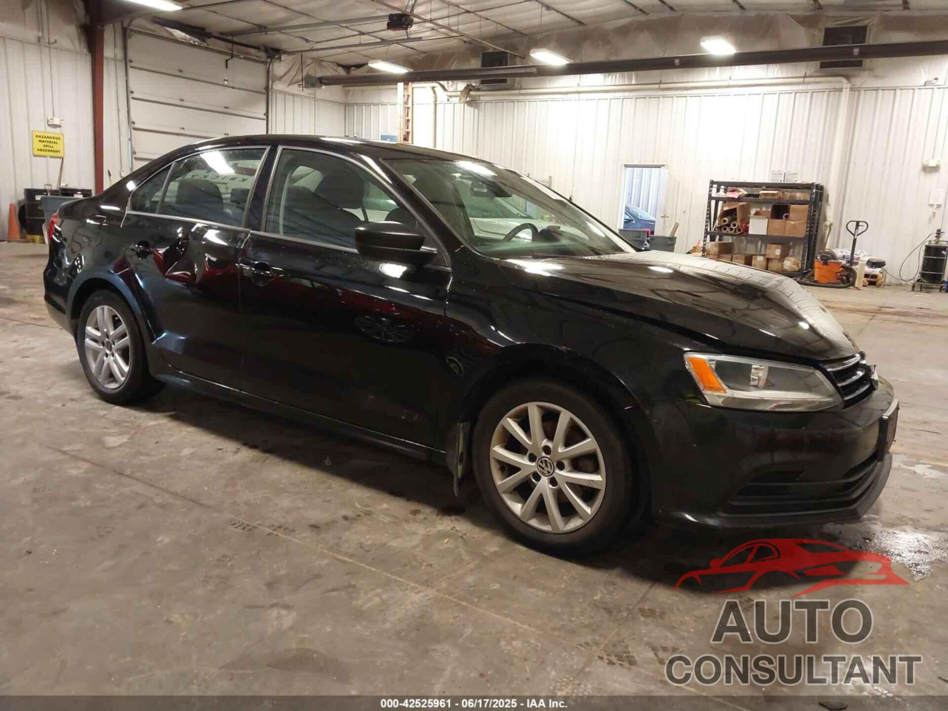 VOLKSWAGEN JETTA 2015 - 3VW2K7AJ4FM243087